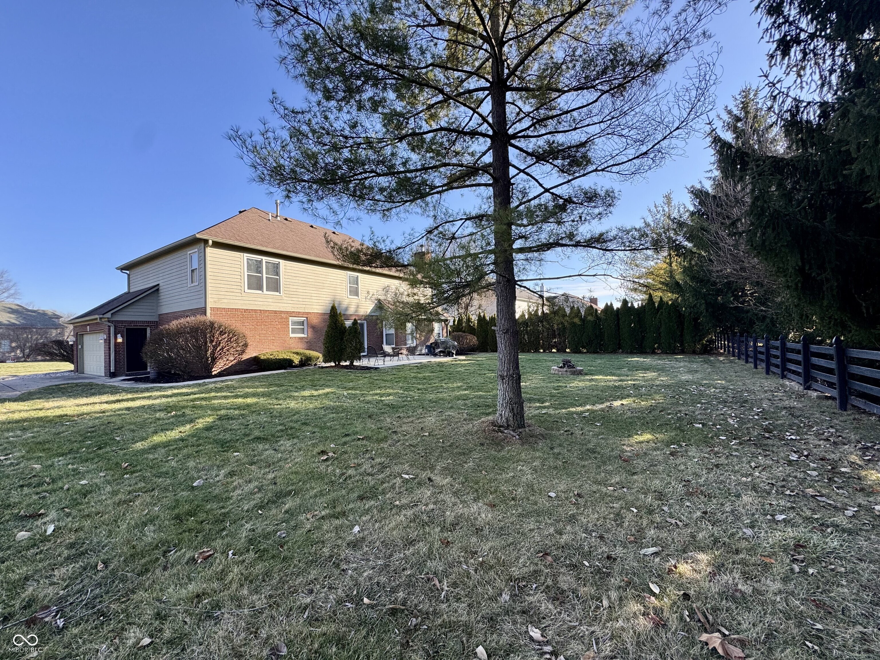 11458 Sutton Place Drive W