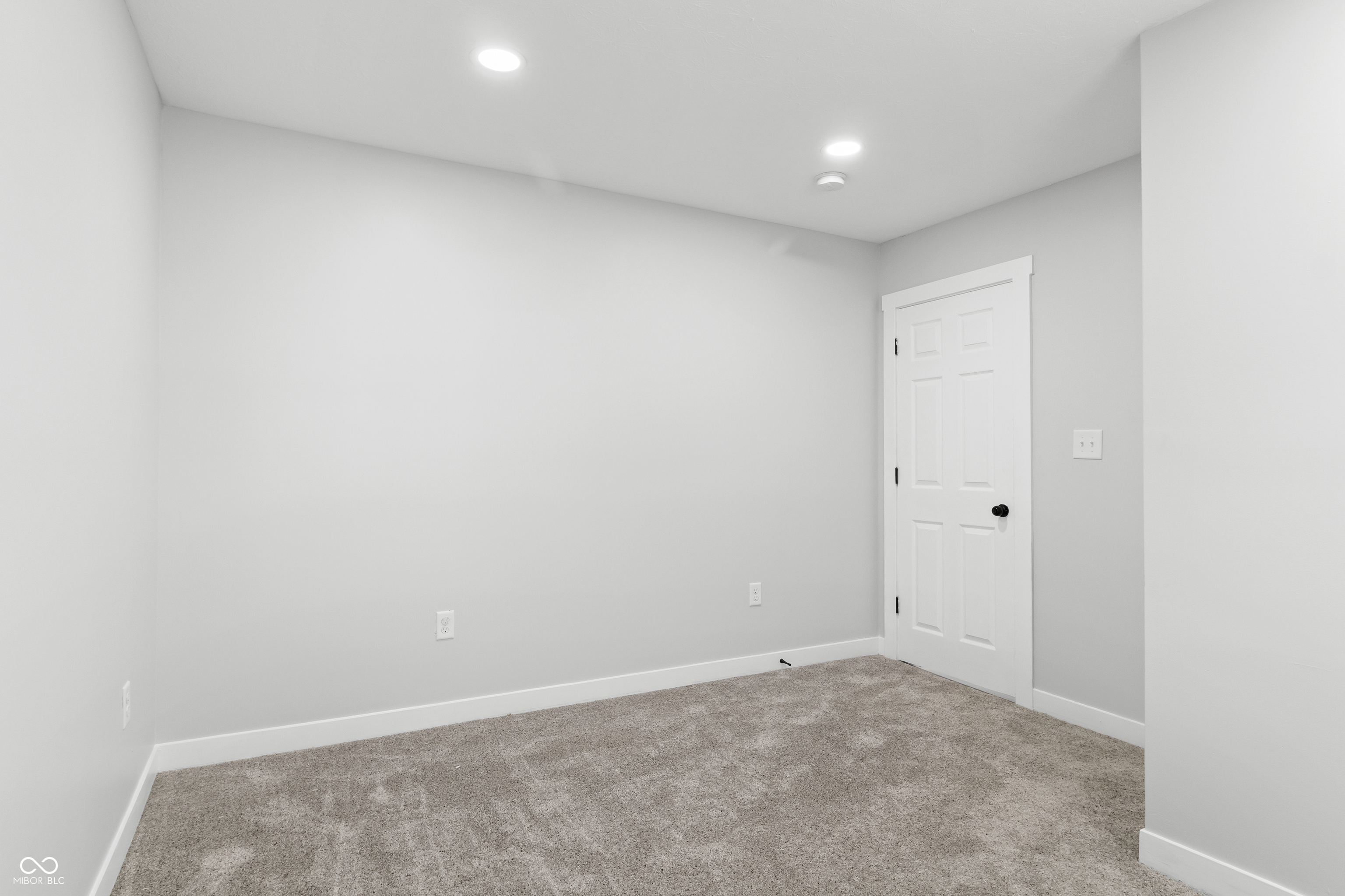3501 N Euclid Avenue