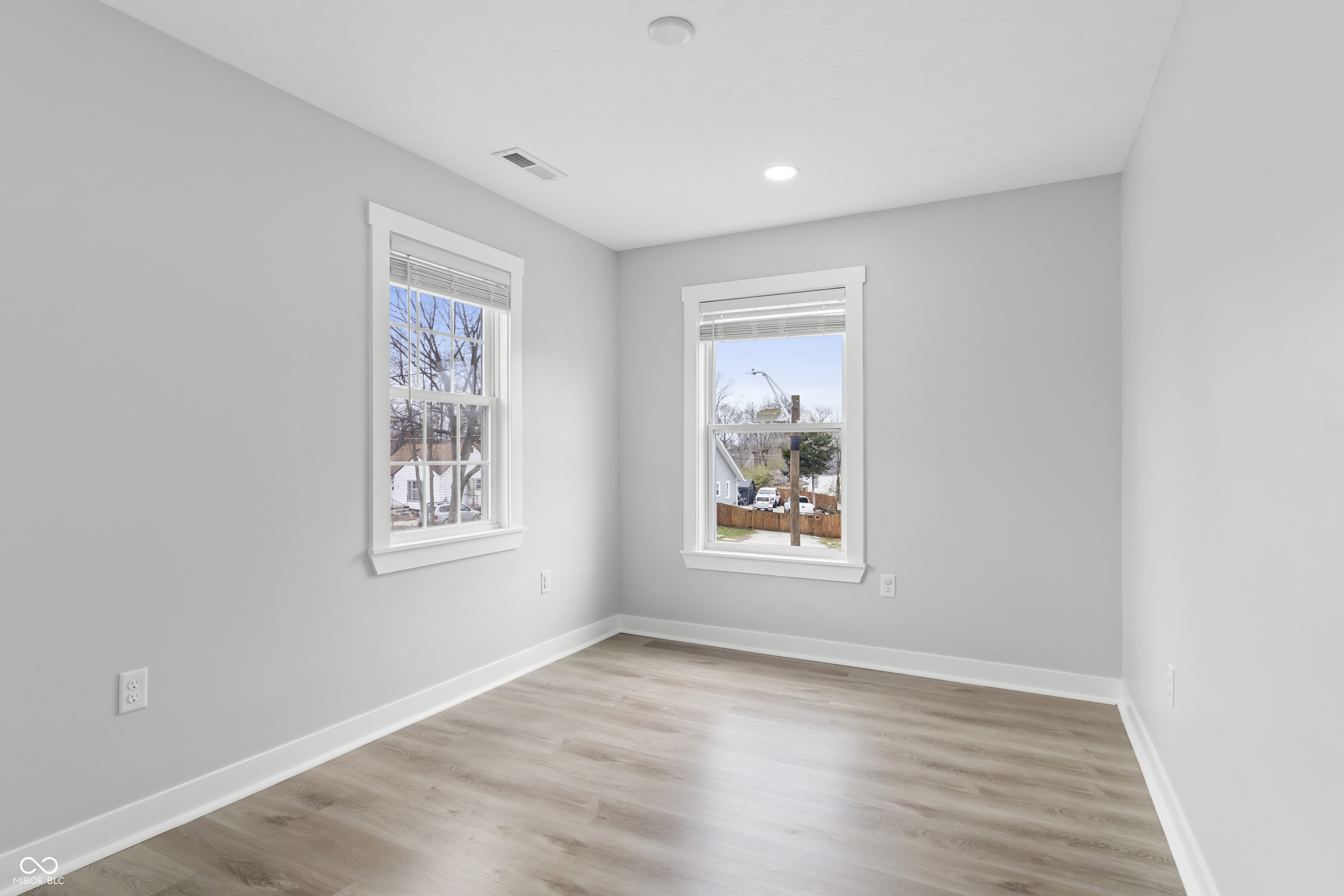 3501 N Euclid Avenue