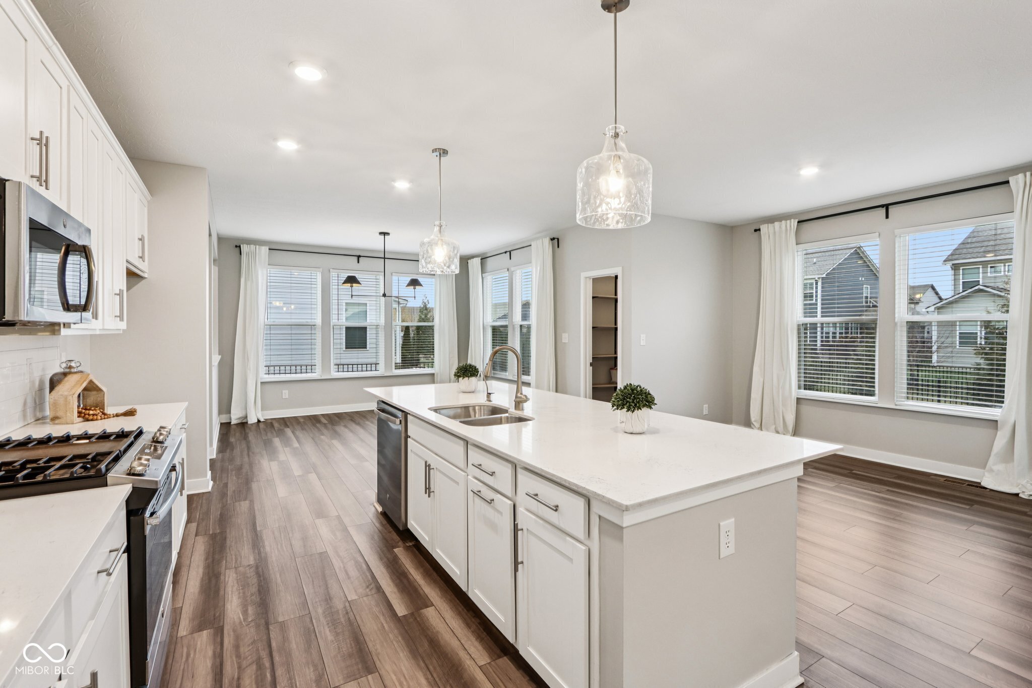 16502 Dominion Drive