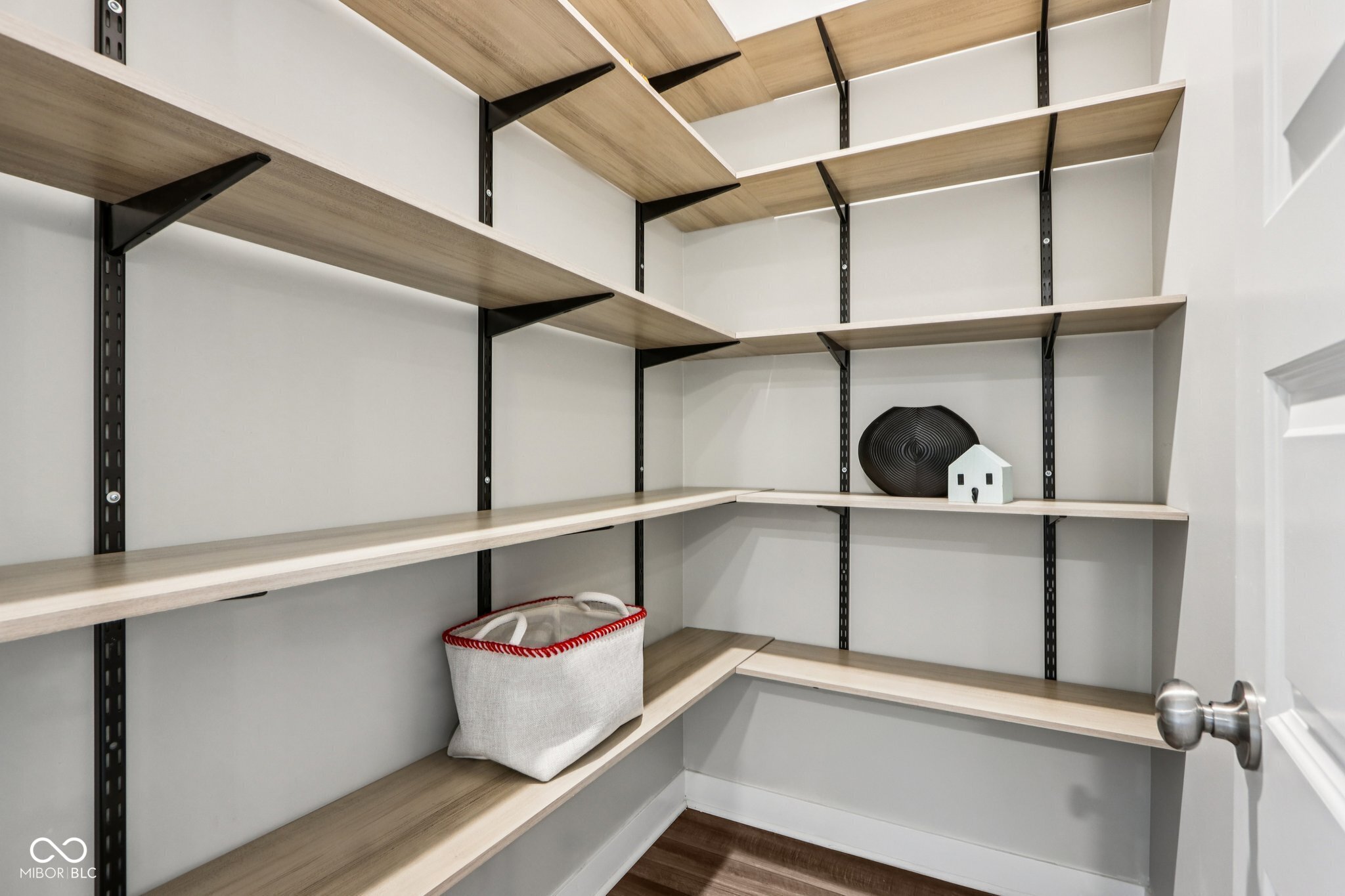 16502 Dominion Drive