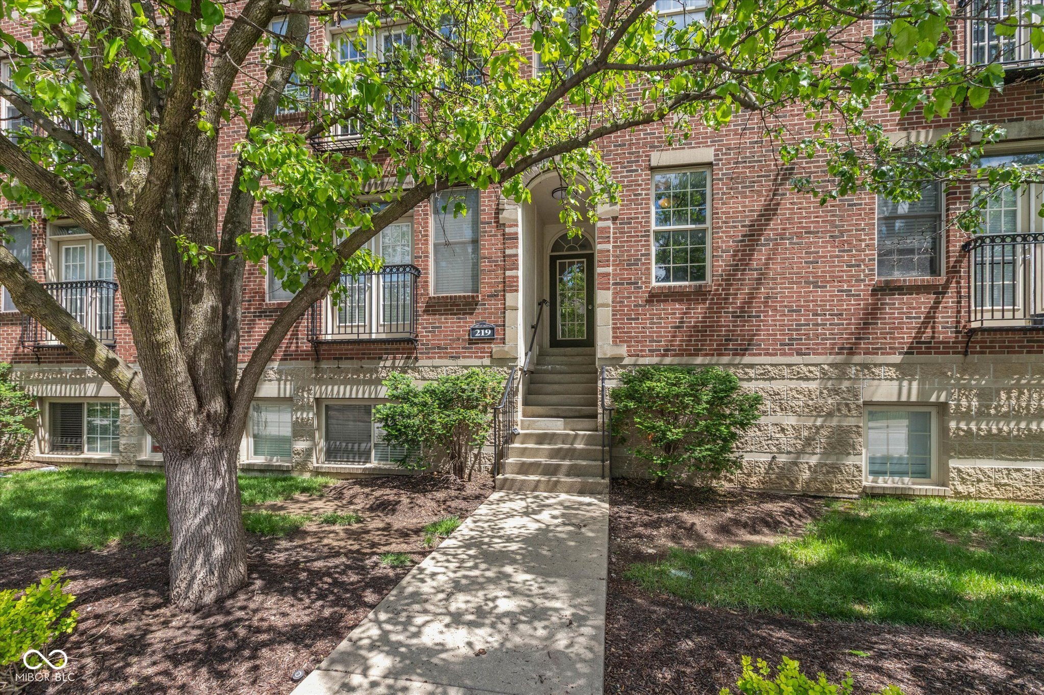 219 N New Jersey Street Unit: #D