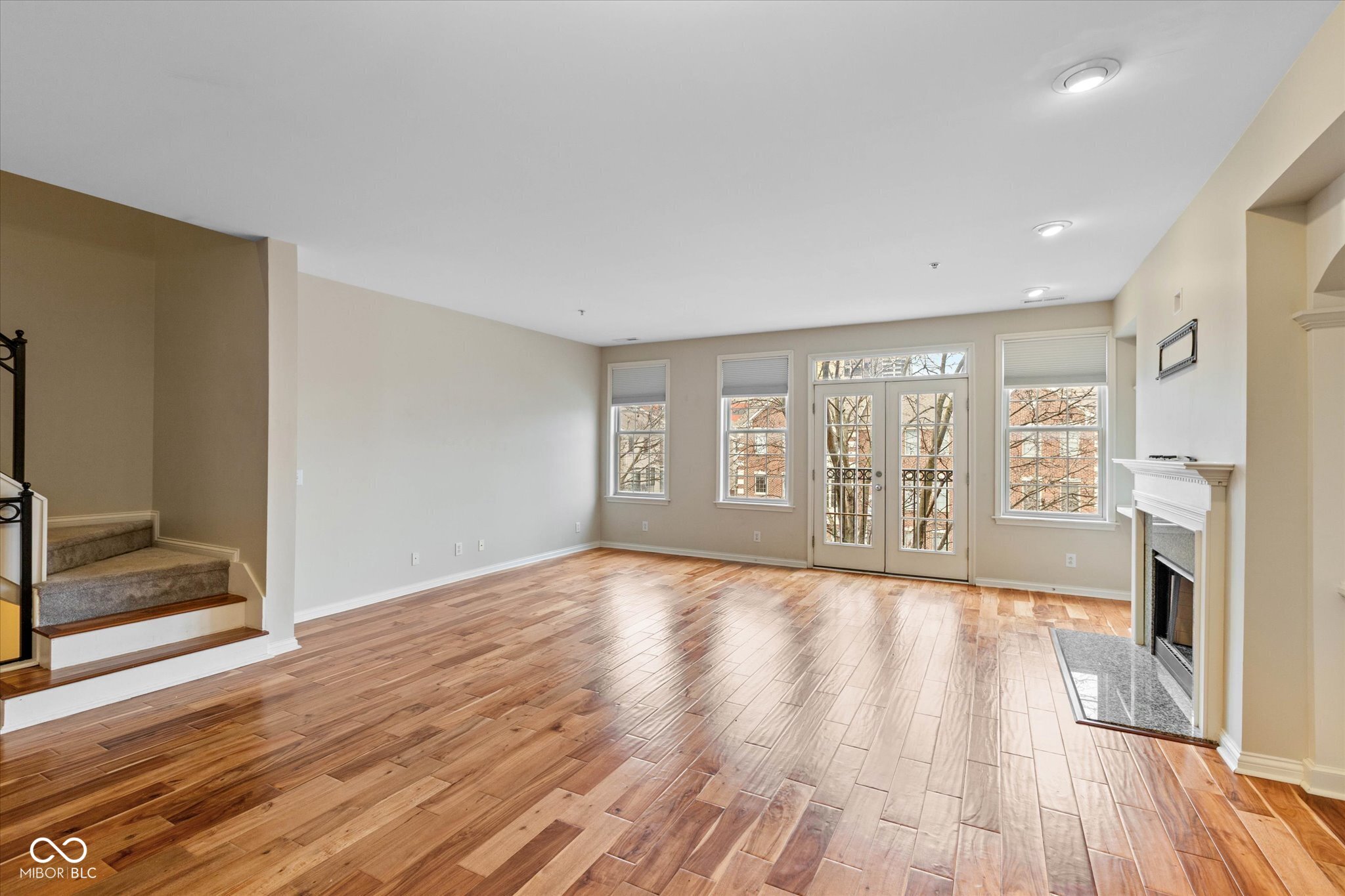 219 N New Jersey Street Unit: #D