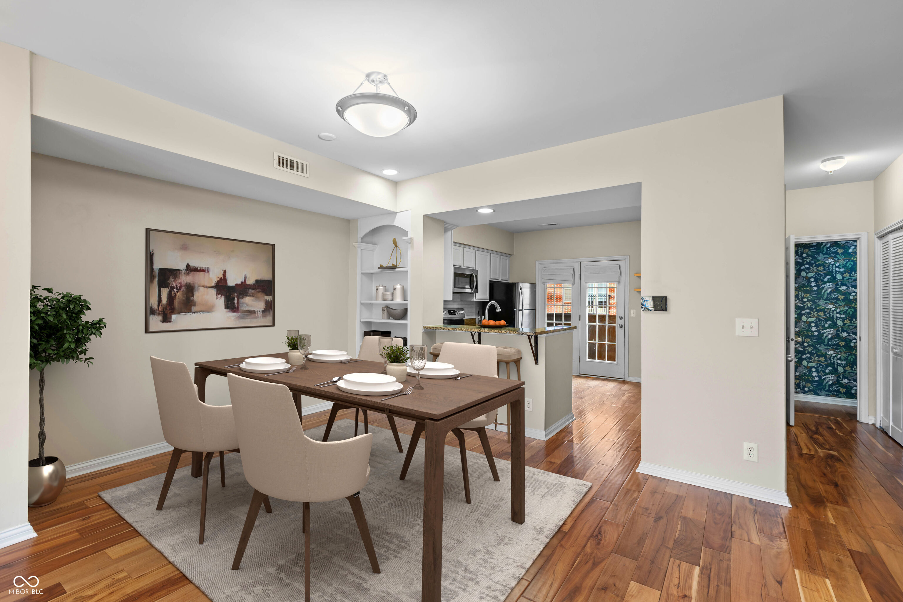 219 N New Jersey Street Unit: #D