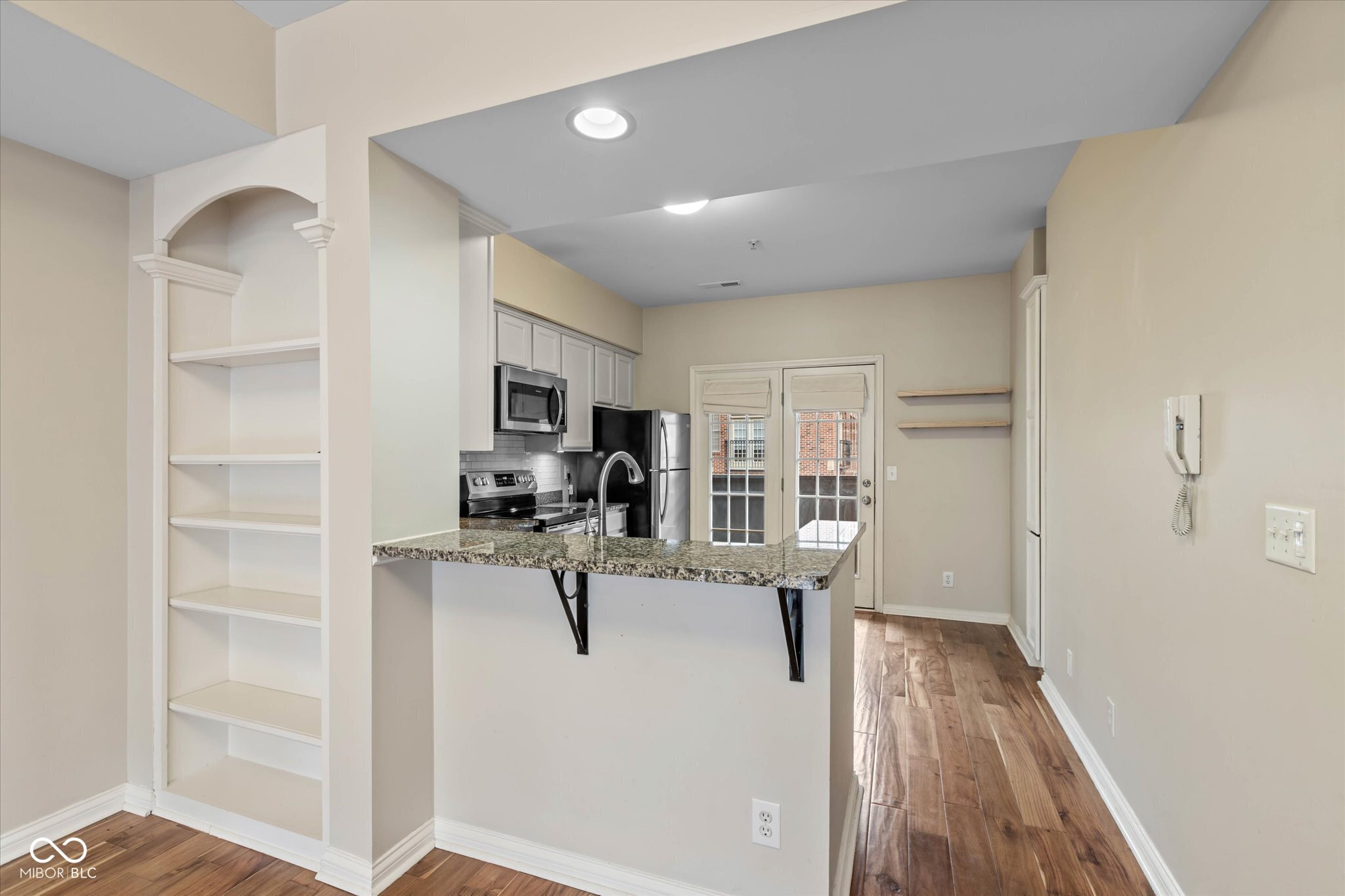 219 N New Jersey Street Unit: #D