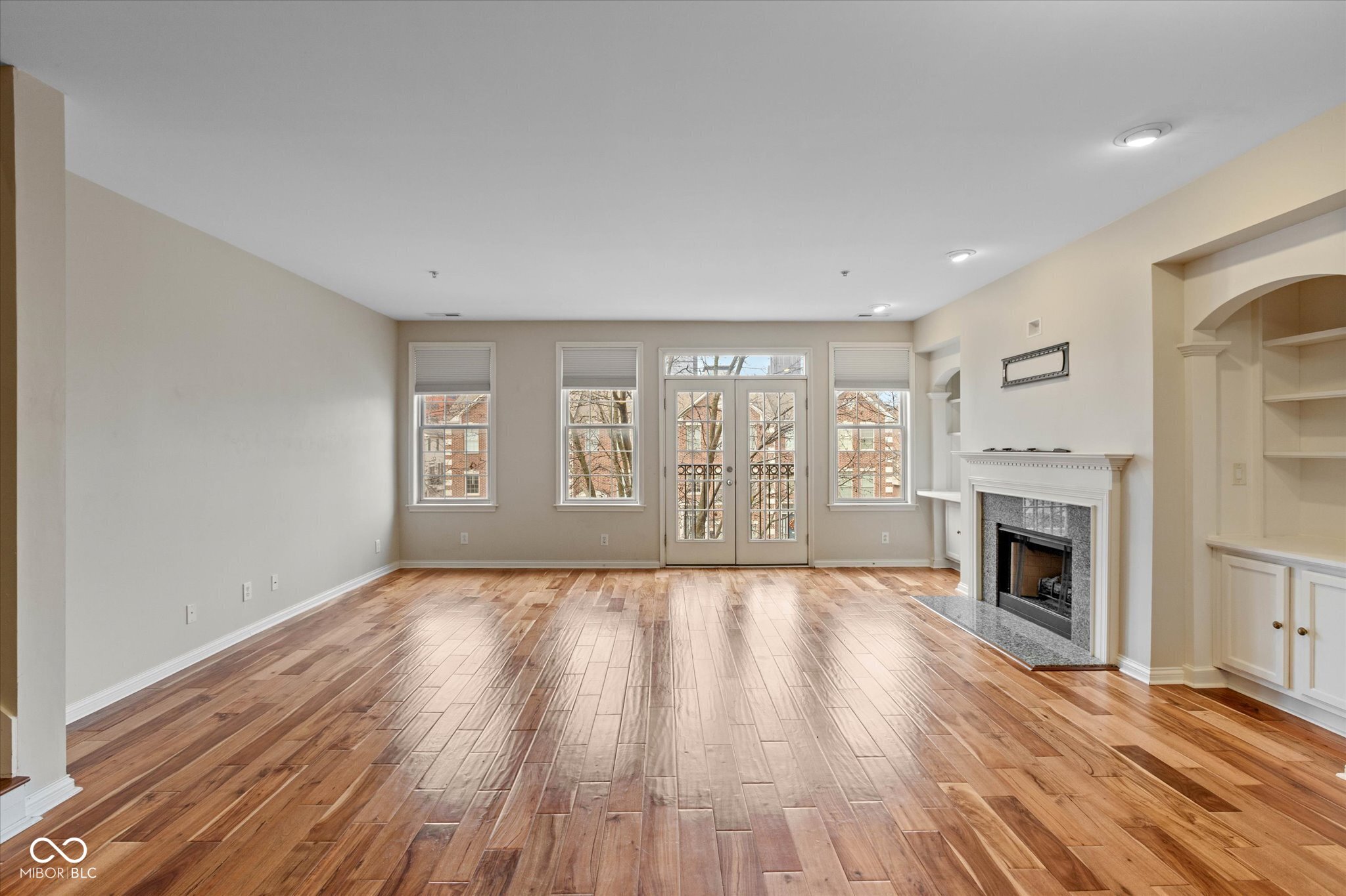 219 N New Jersey Street Unit: #D