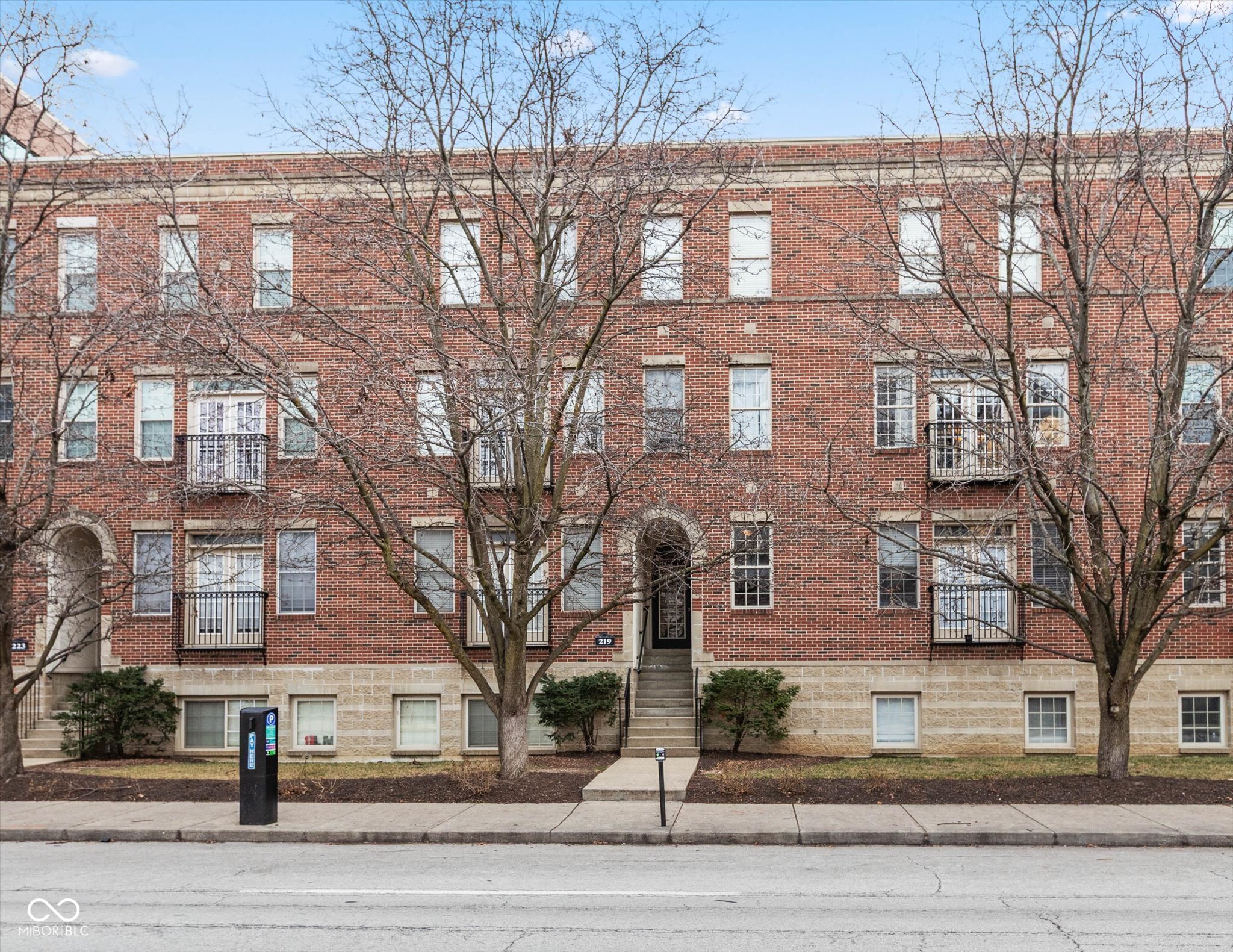 219 N New Jersey Street Unit: #D