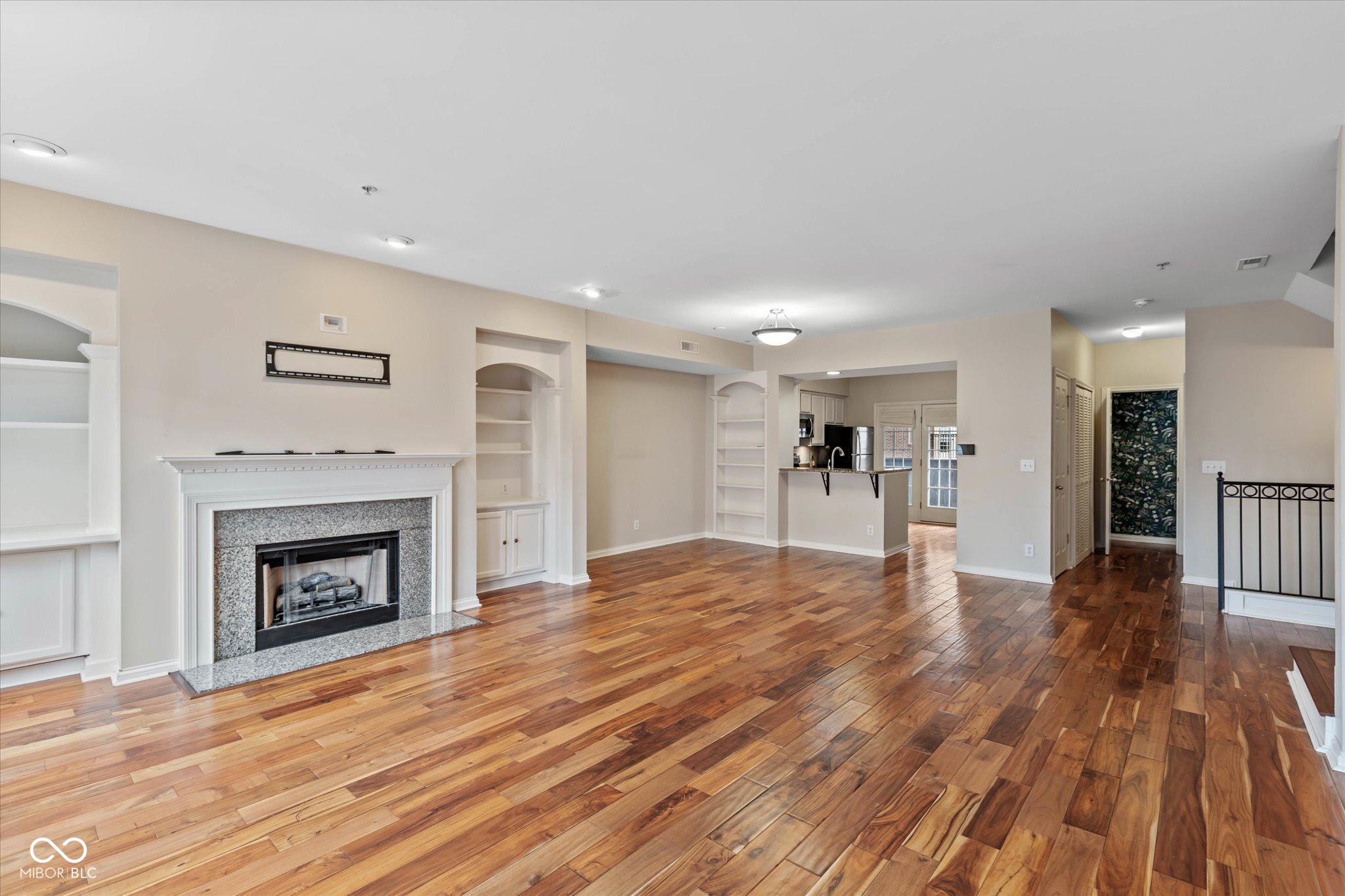 219 N New Jersey Street Unit: #D