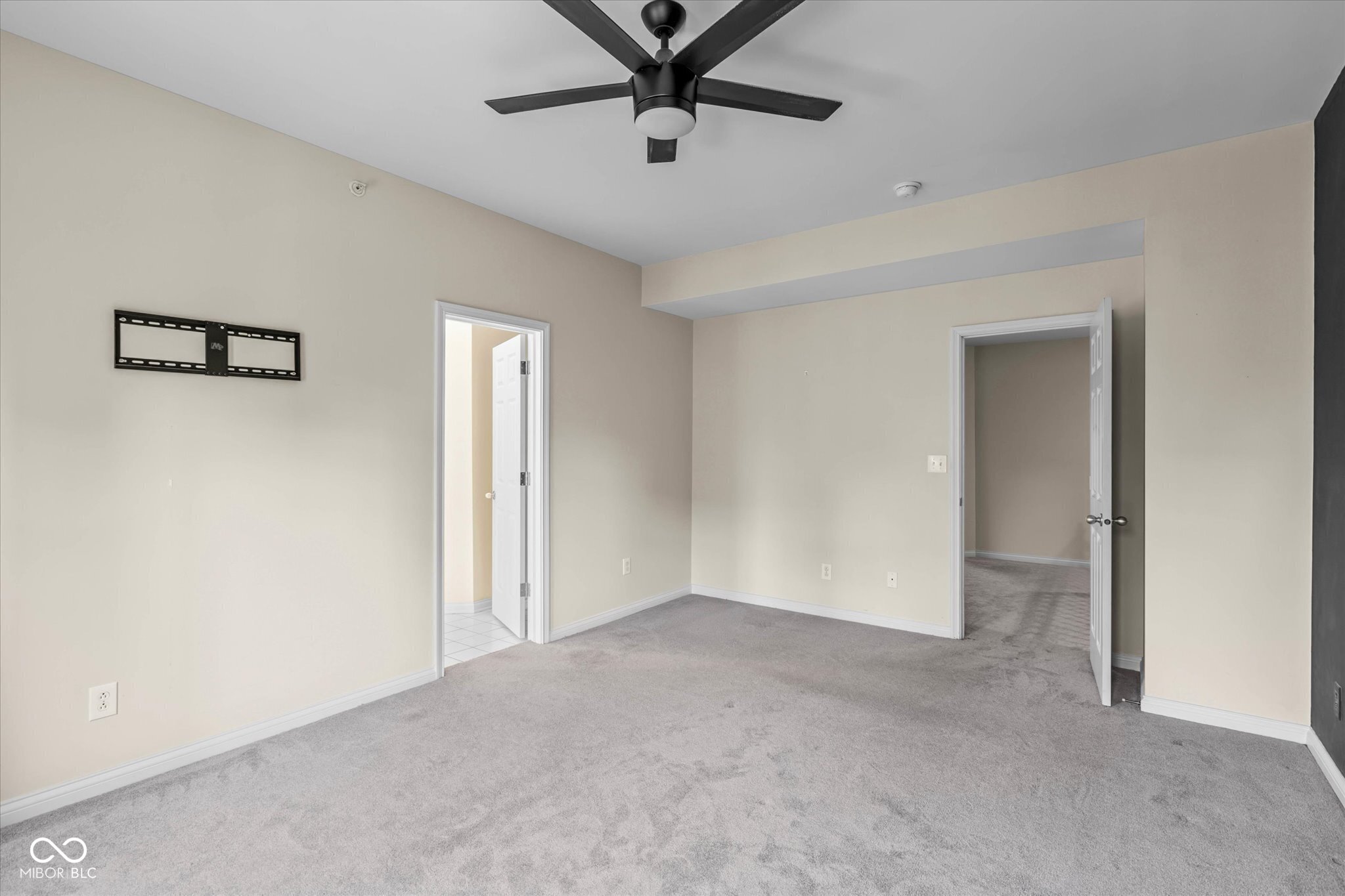 219 N New Jersey Street Unit: #D