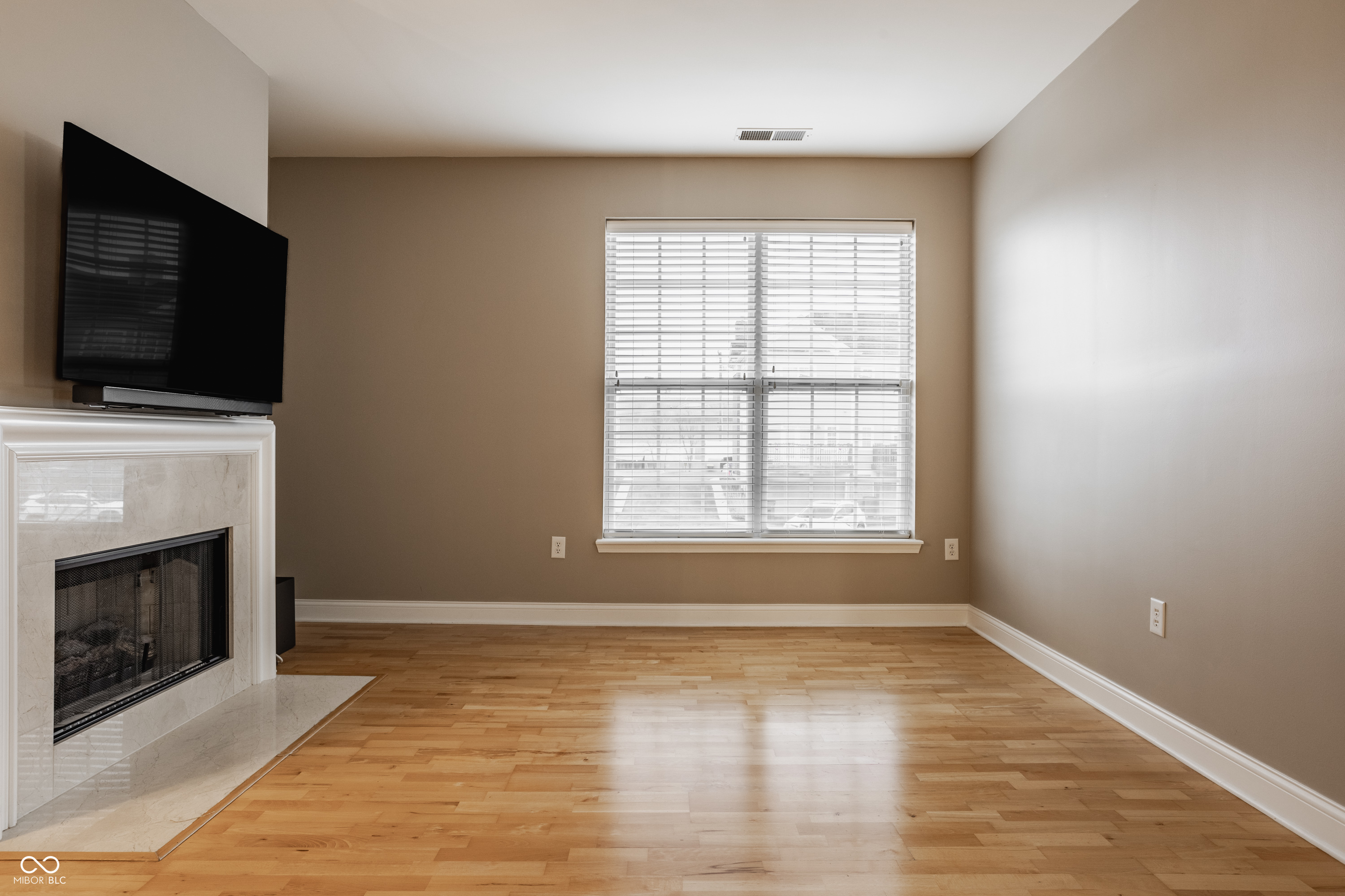 451 American Way N Unit: 1C