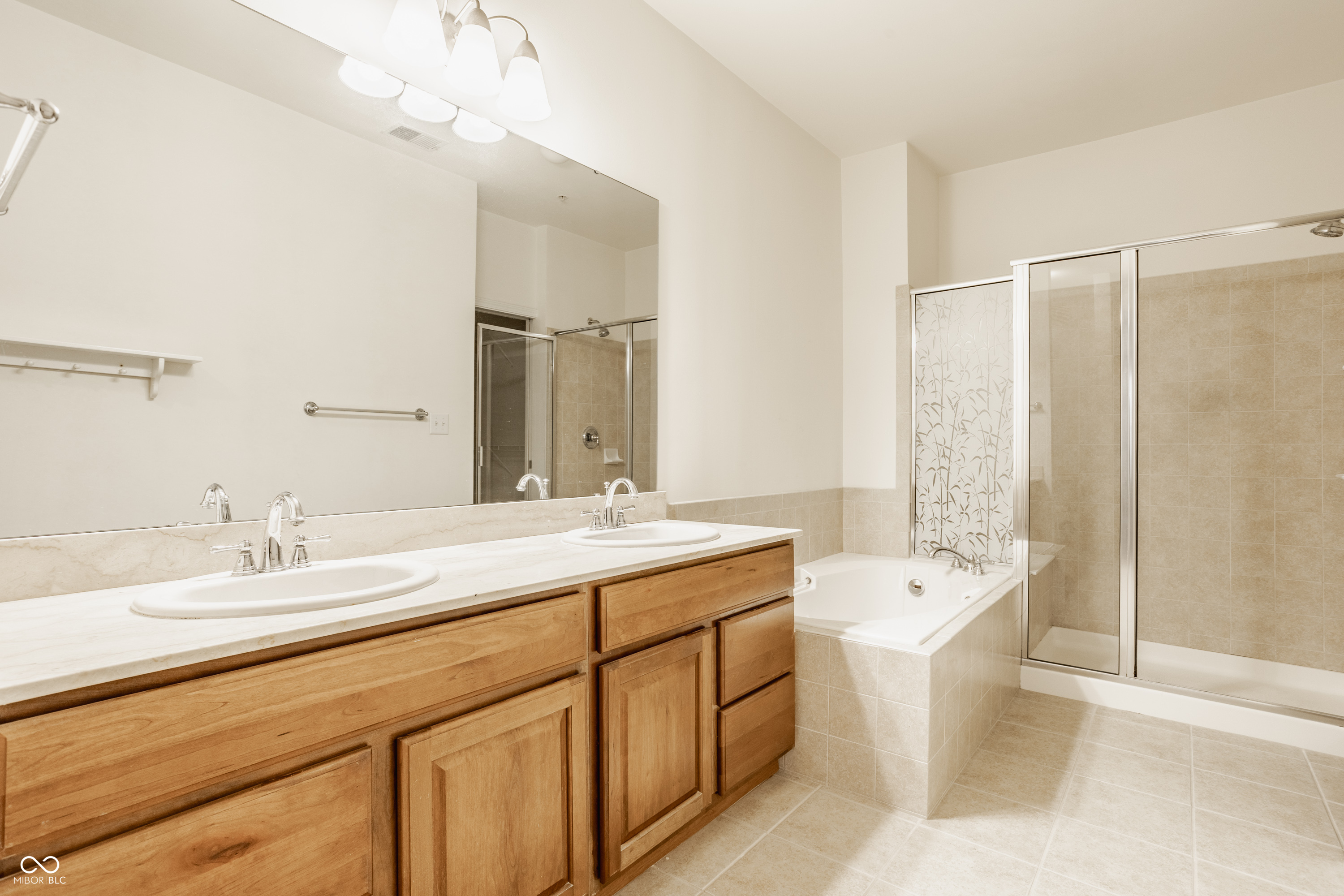 451 American Way N Unit: 1C