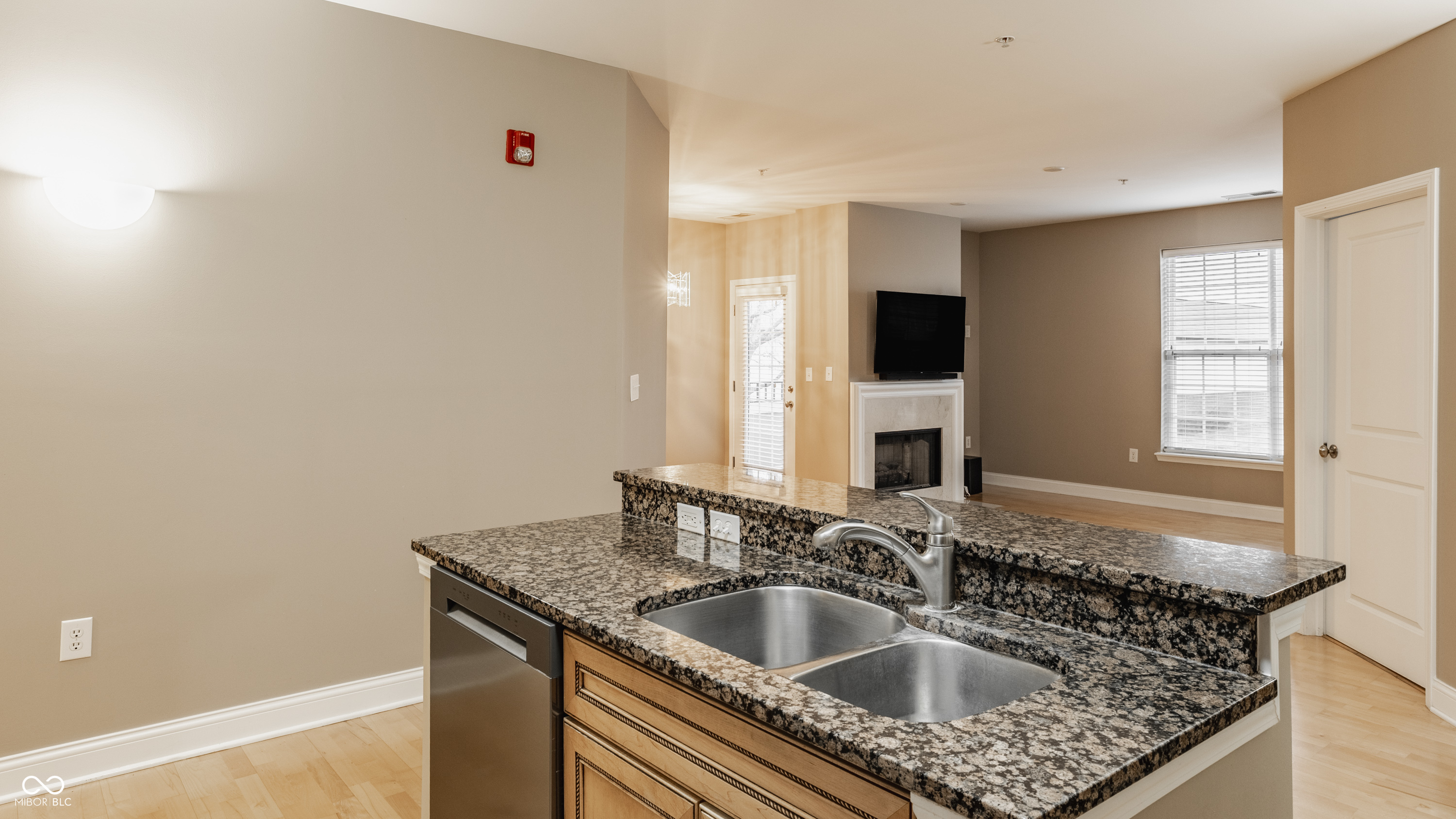 451 American Way N Unit: 1C