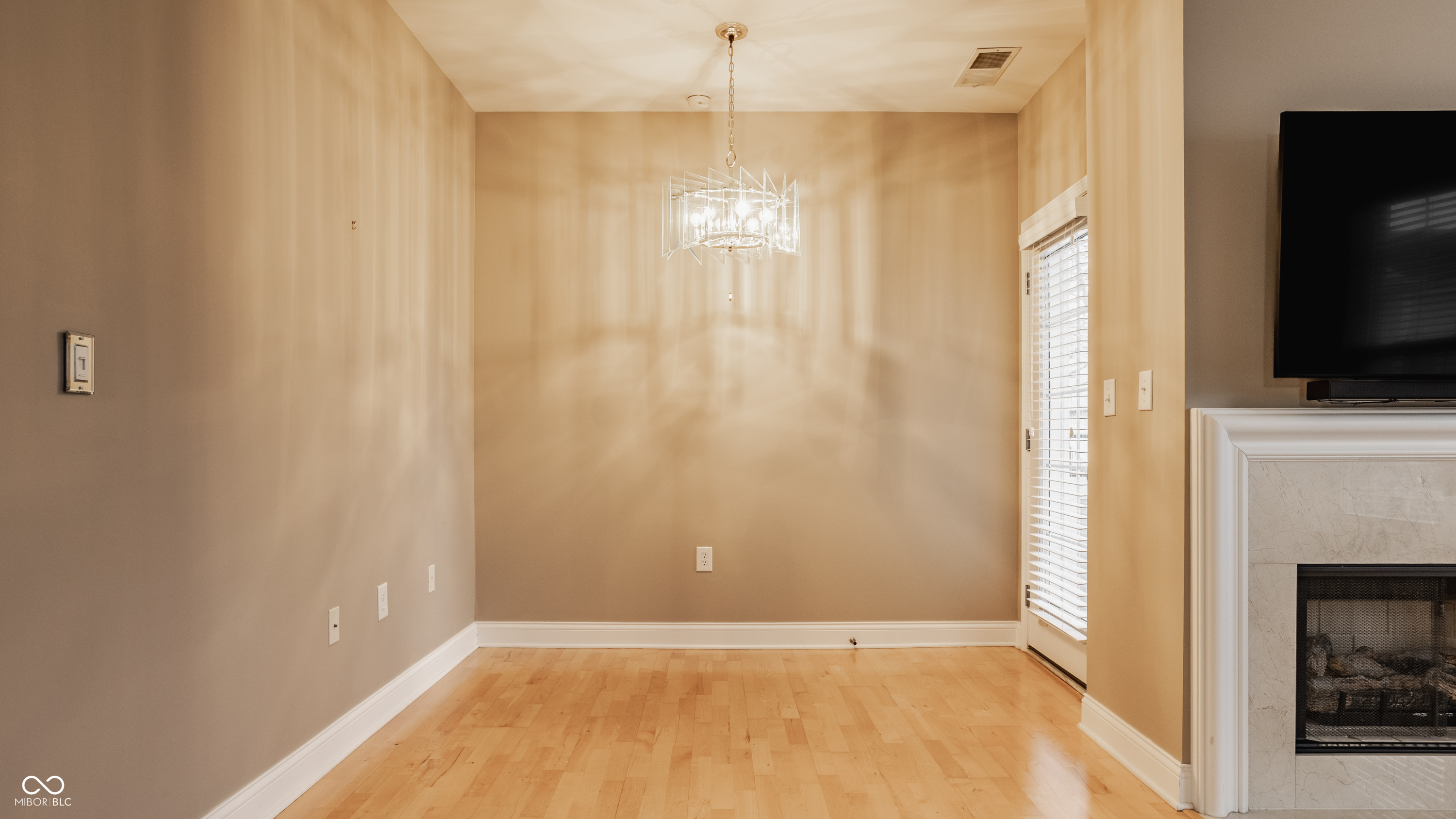 451 American Way N Unit: 1C