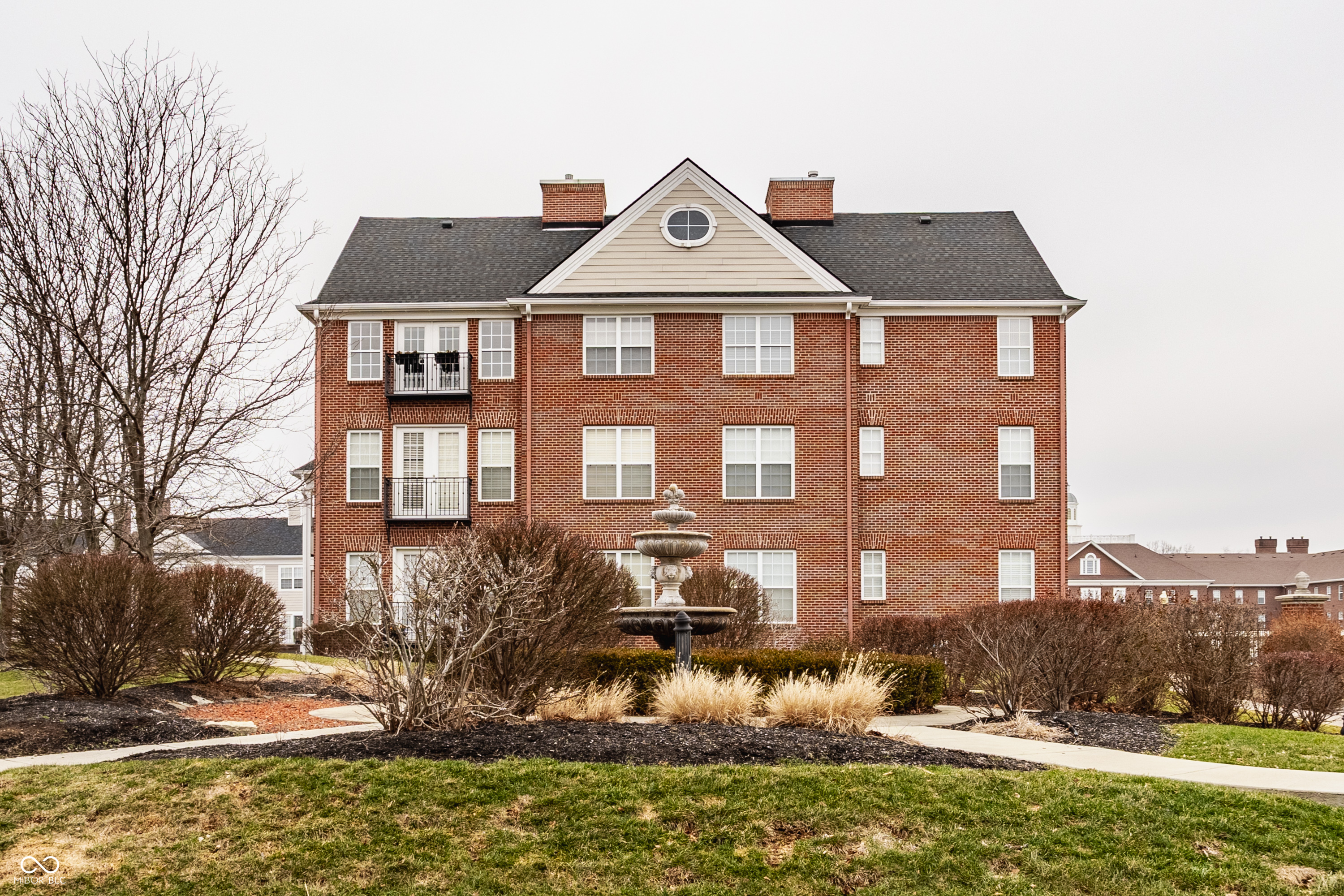 451 American Way N Unit: 1C