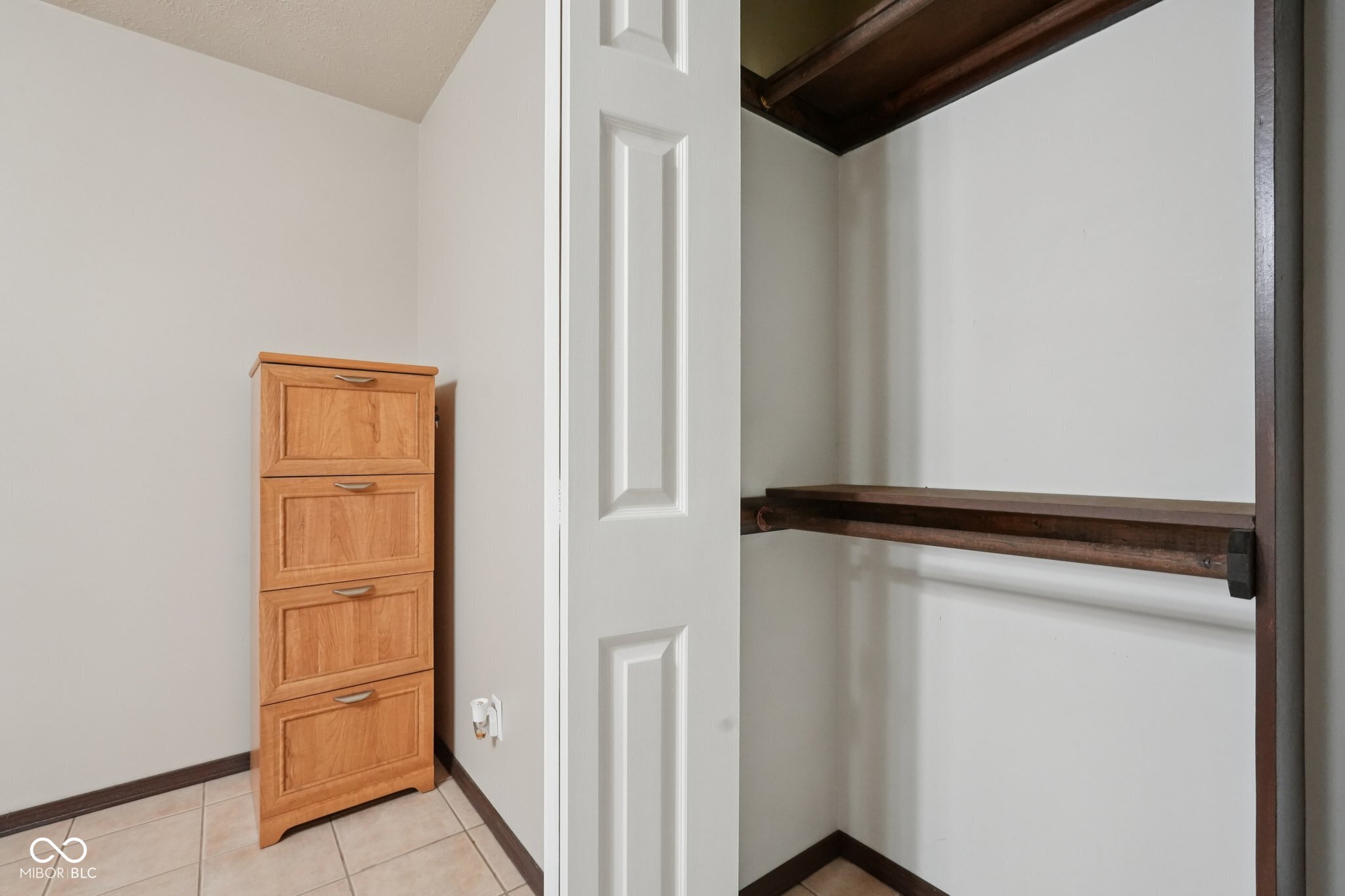 2579 Cardinal Drive