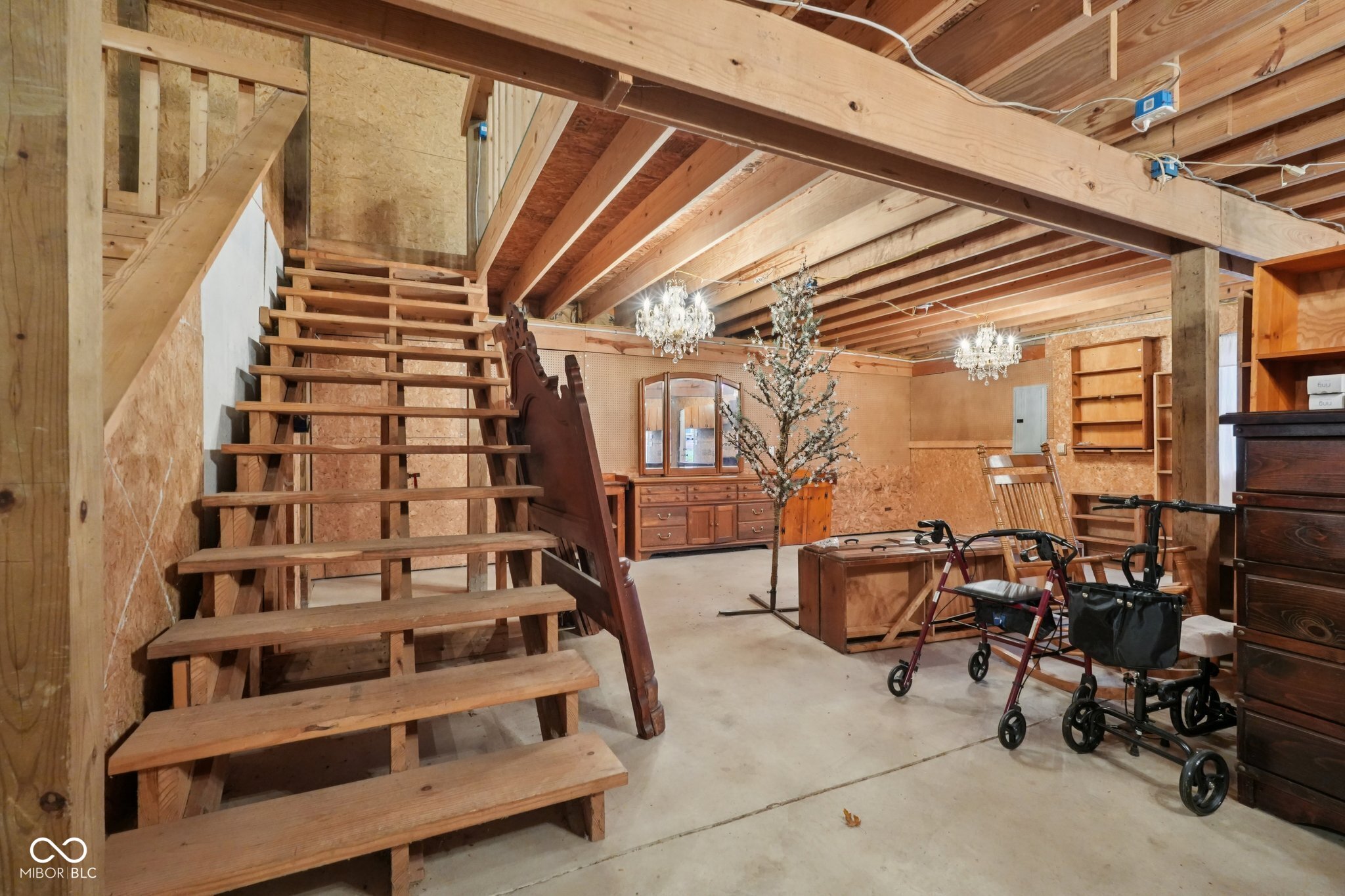 2579 Cardinal Drive