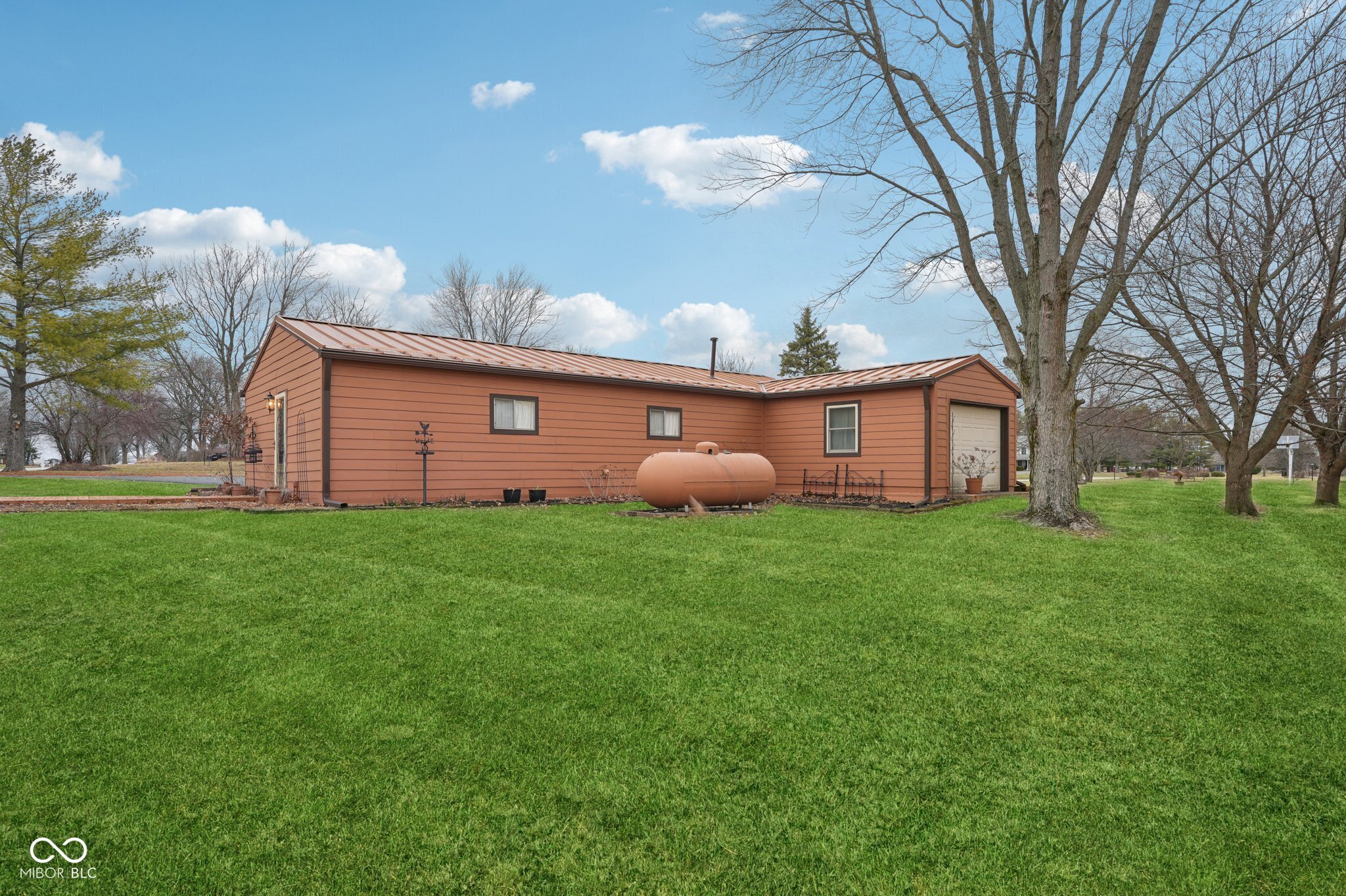 2579 Cardinal Drive
