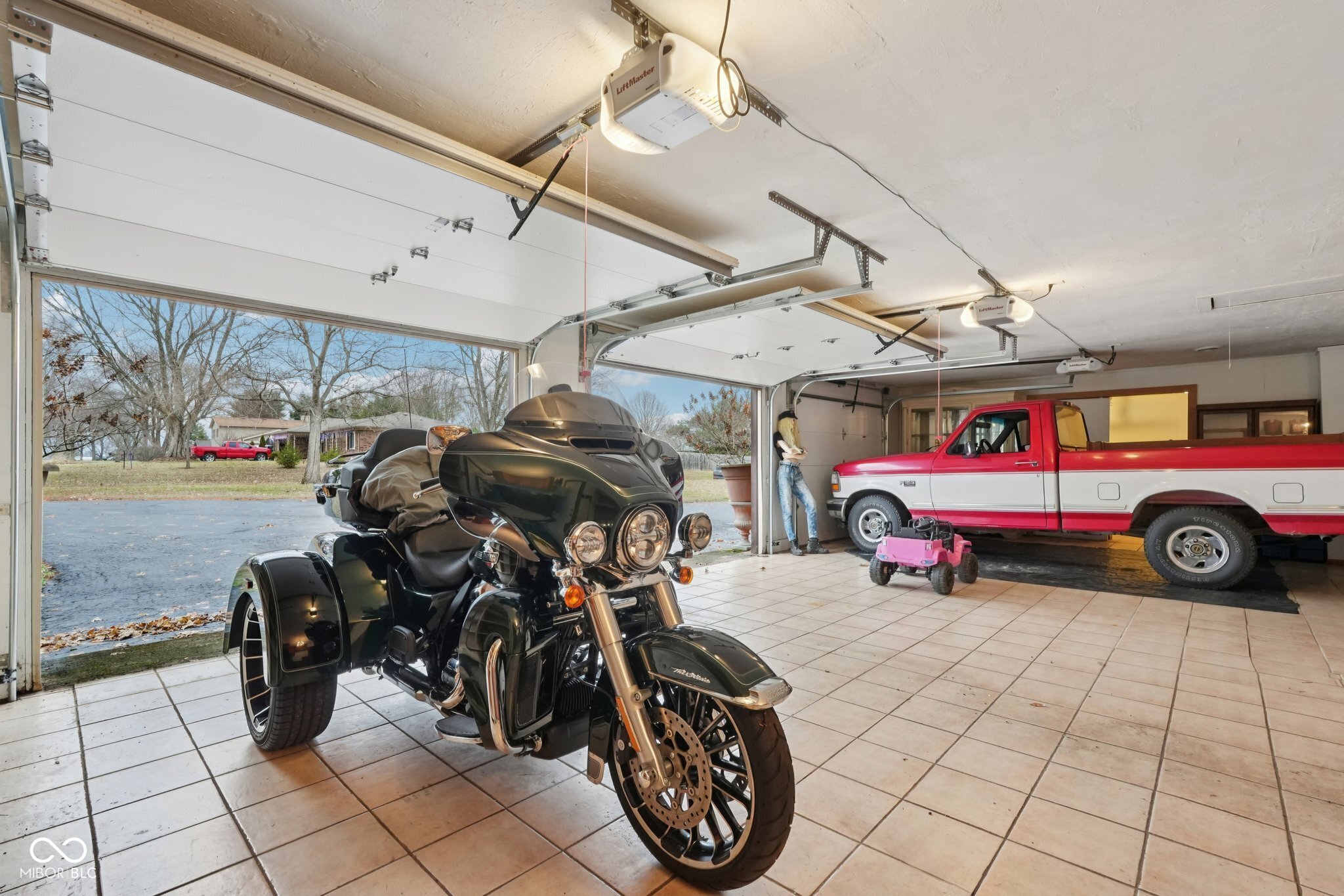 2579 Cardinal Drive