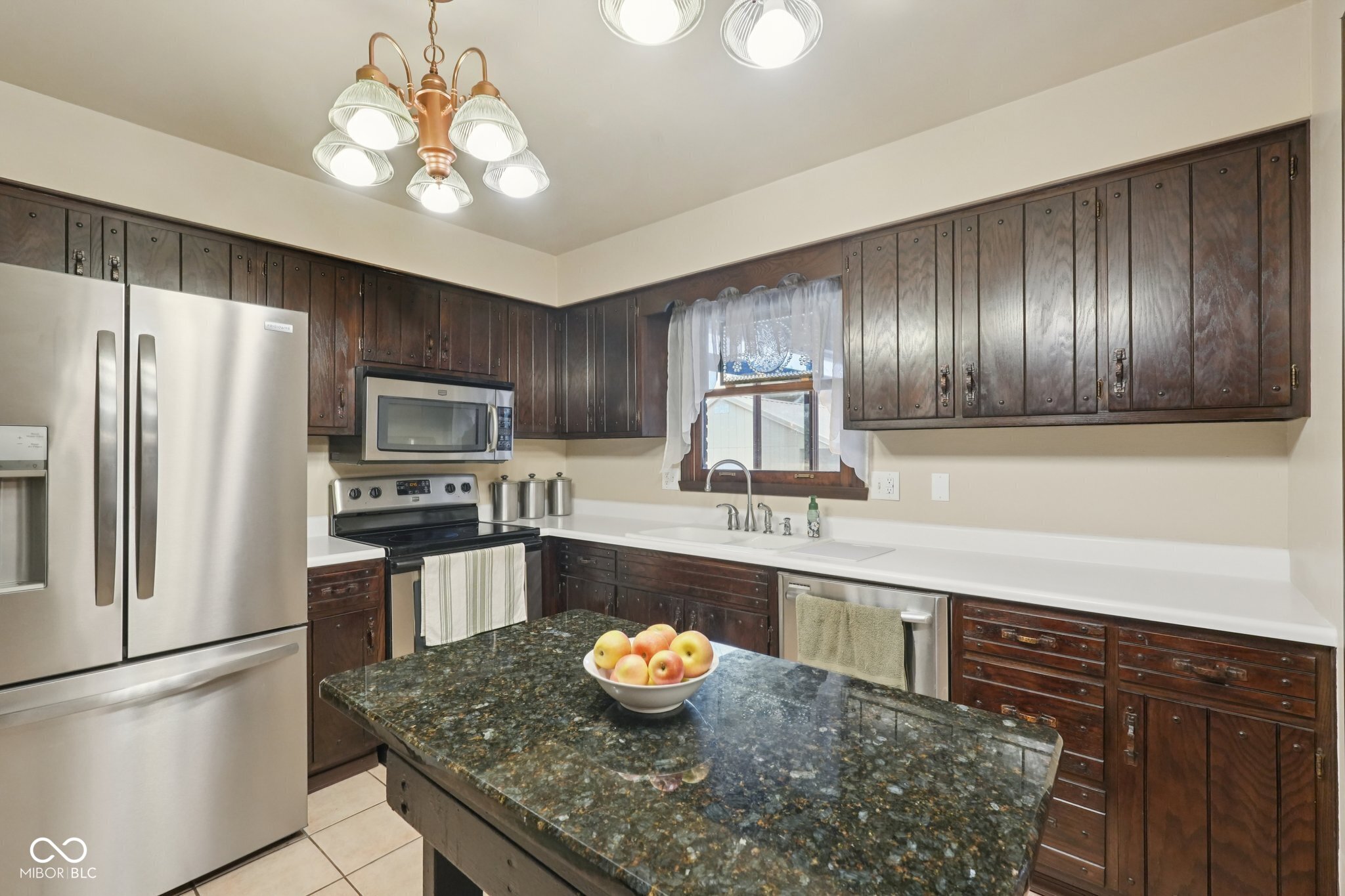 2579 Cardinal Drive