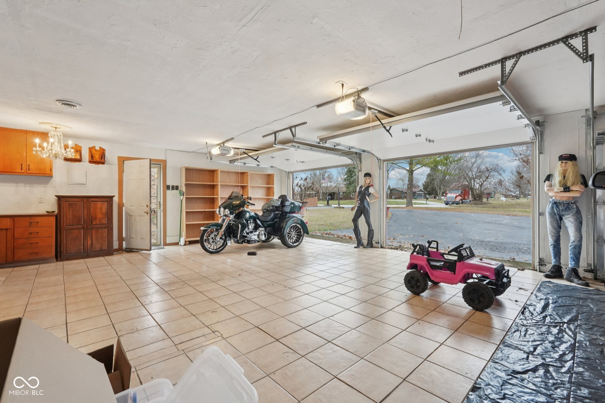 2579 Cardinal Drive