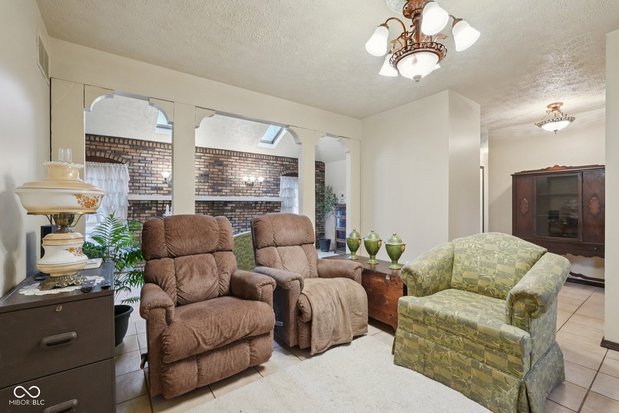 2579 Cardinal Drive