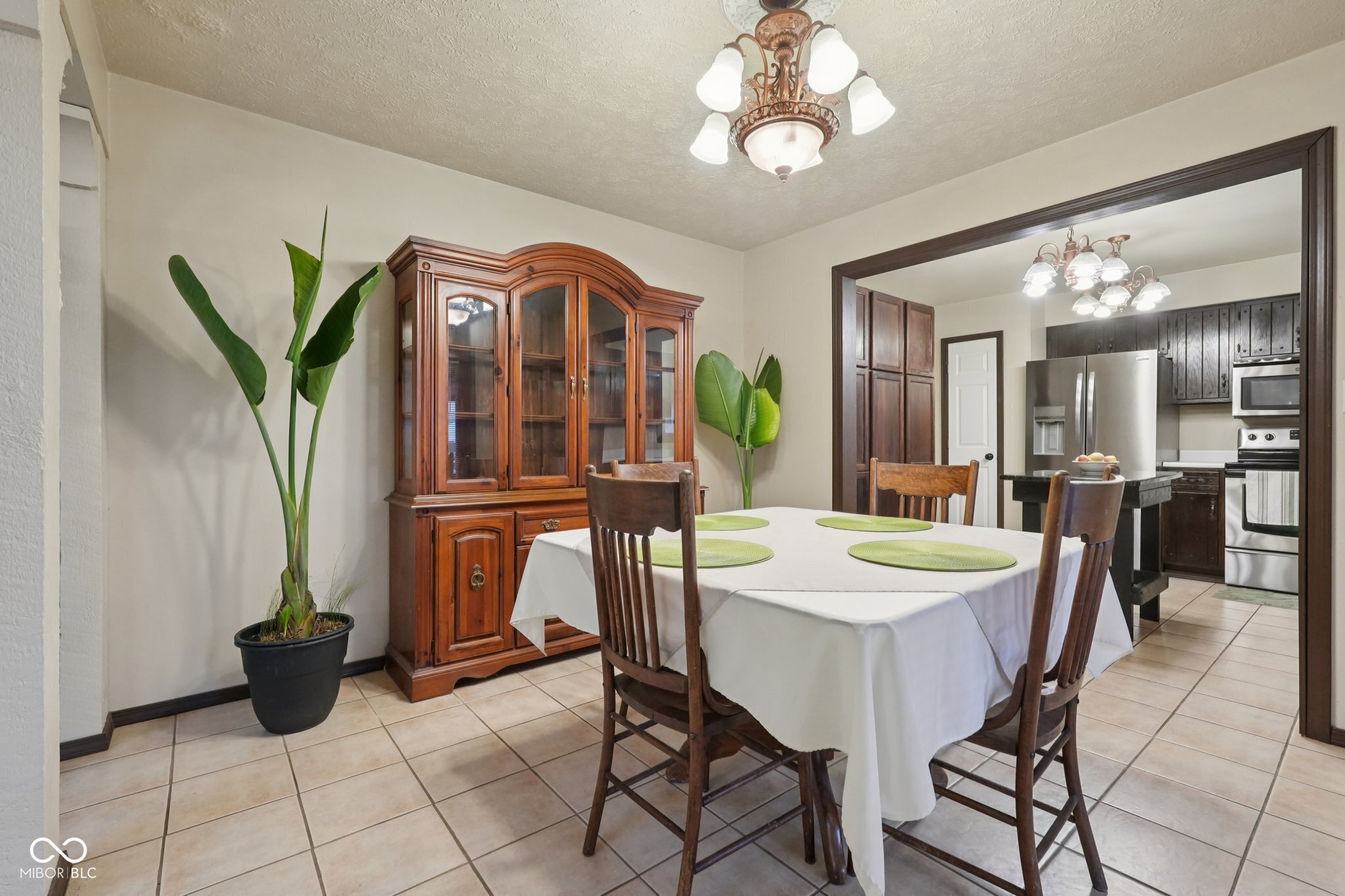 2579 Cardinal Drive