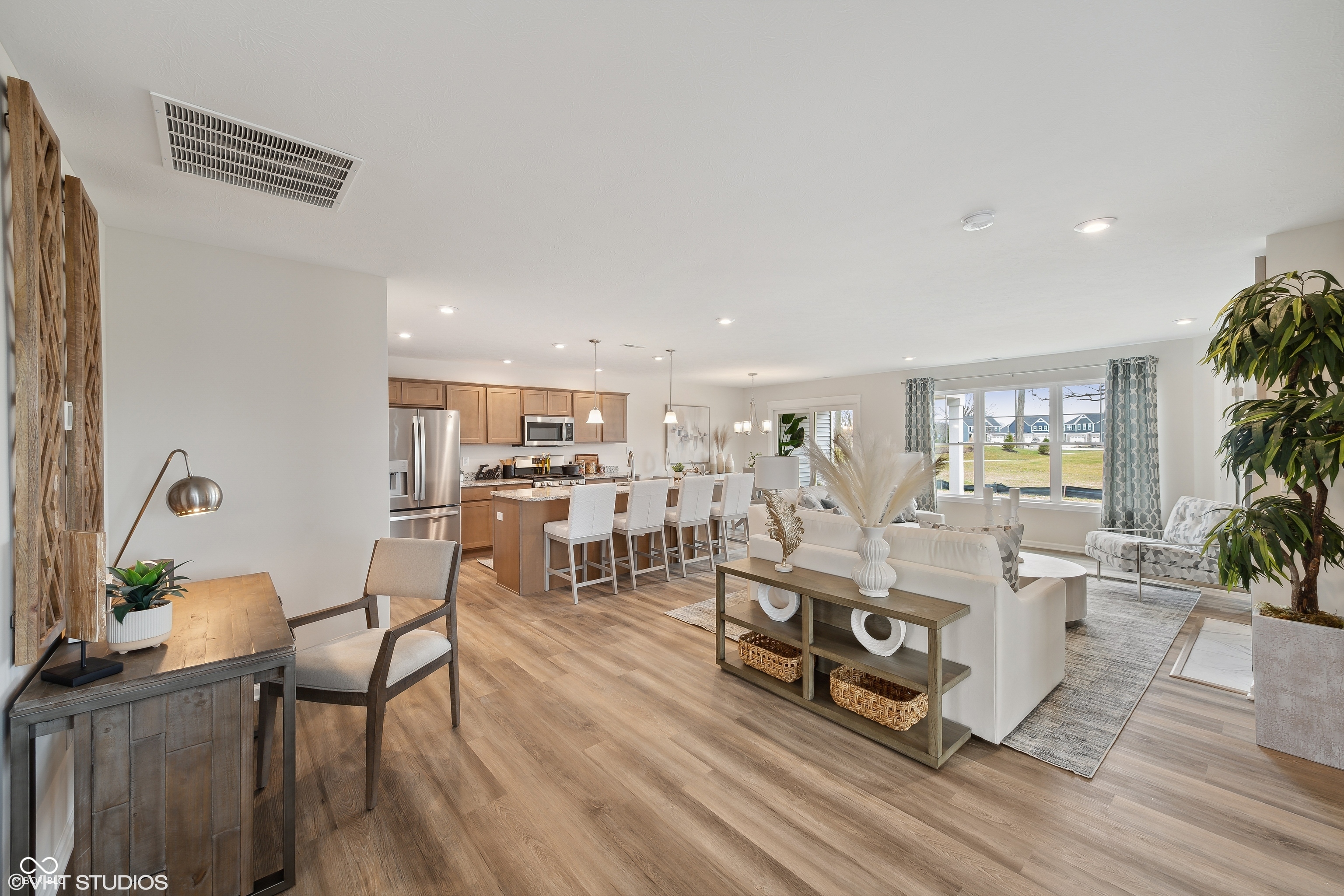 19377 Astoria Avenue