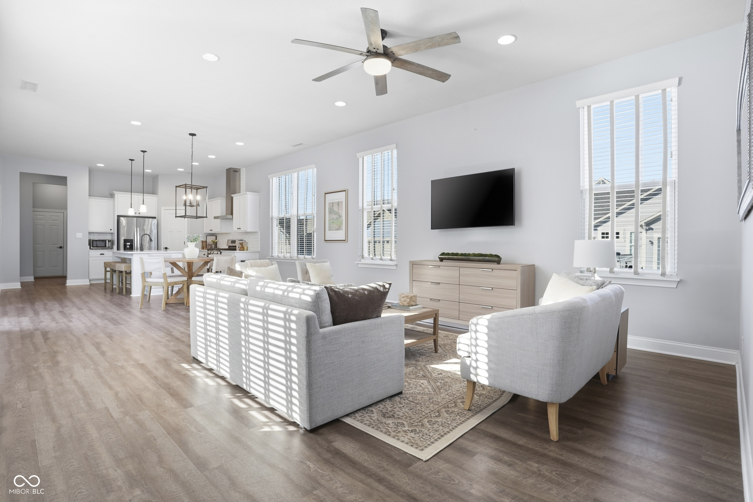 7077 Antiquity Drive