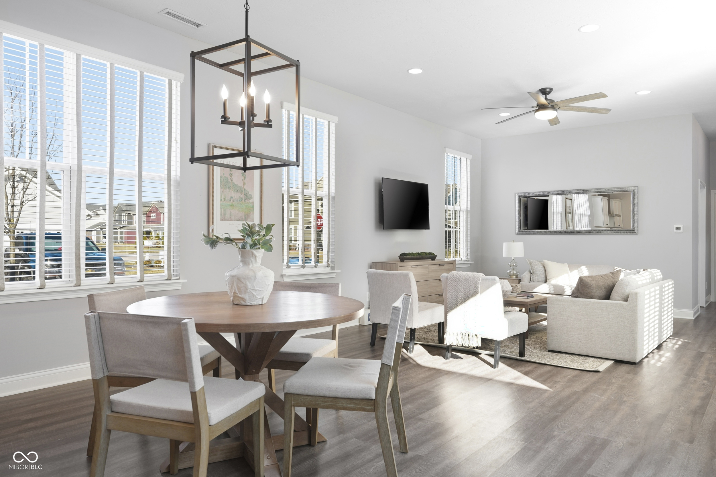 7077 Antiquity Drive