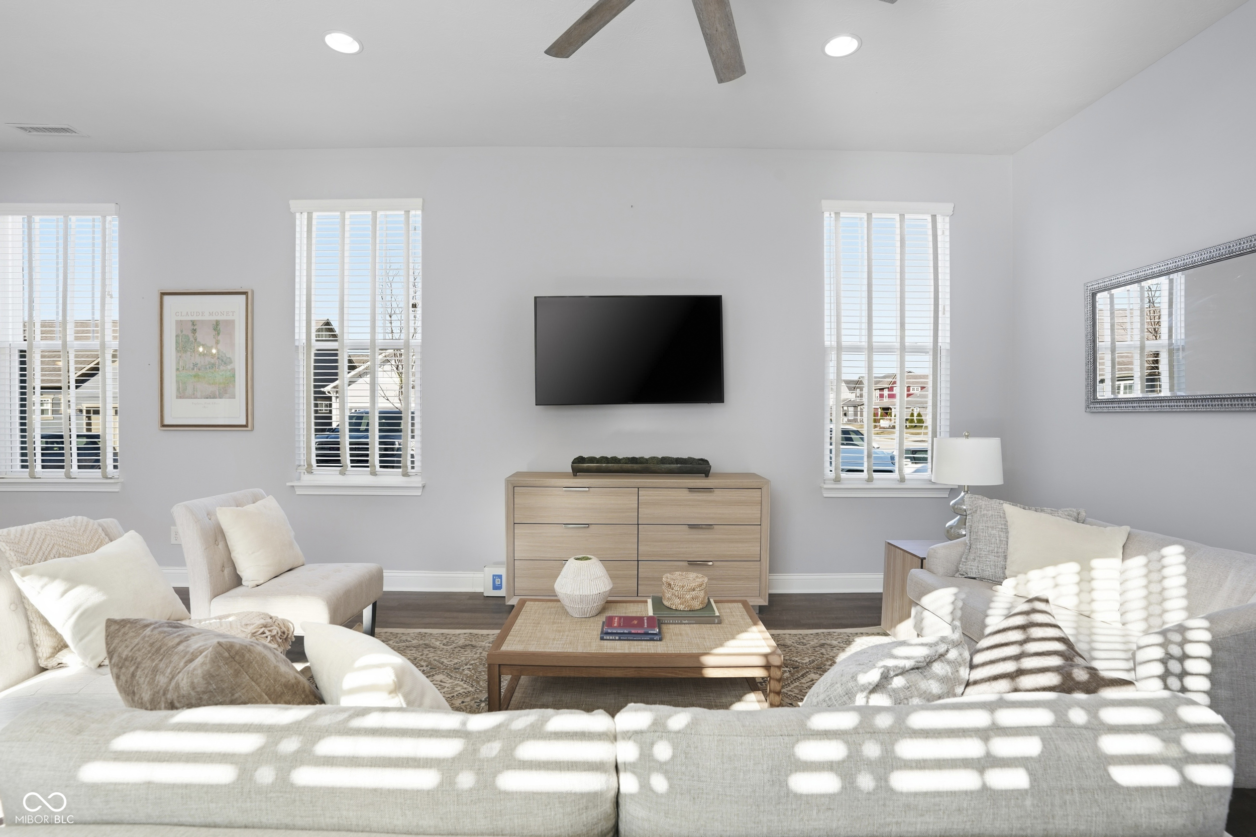 7077 Antiquity Drive