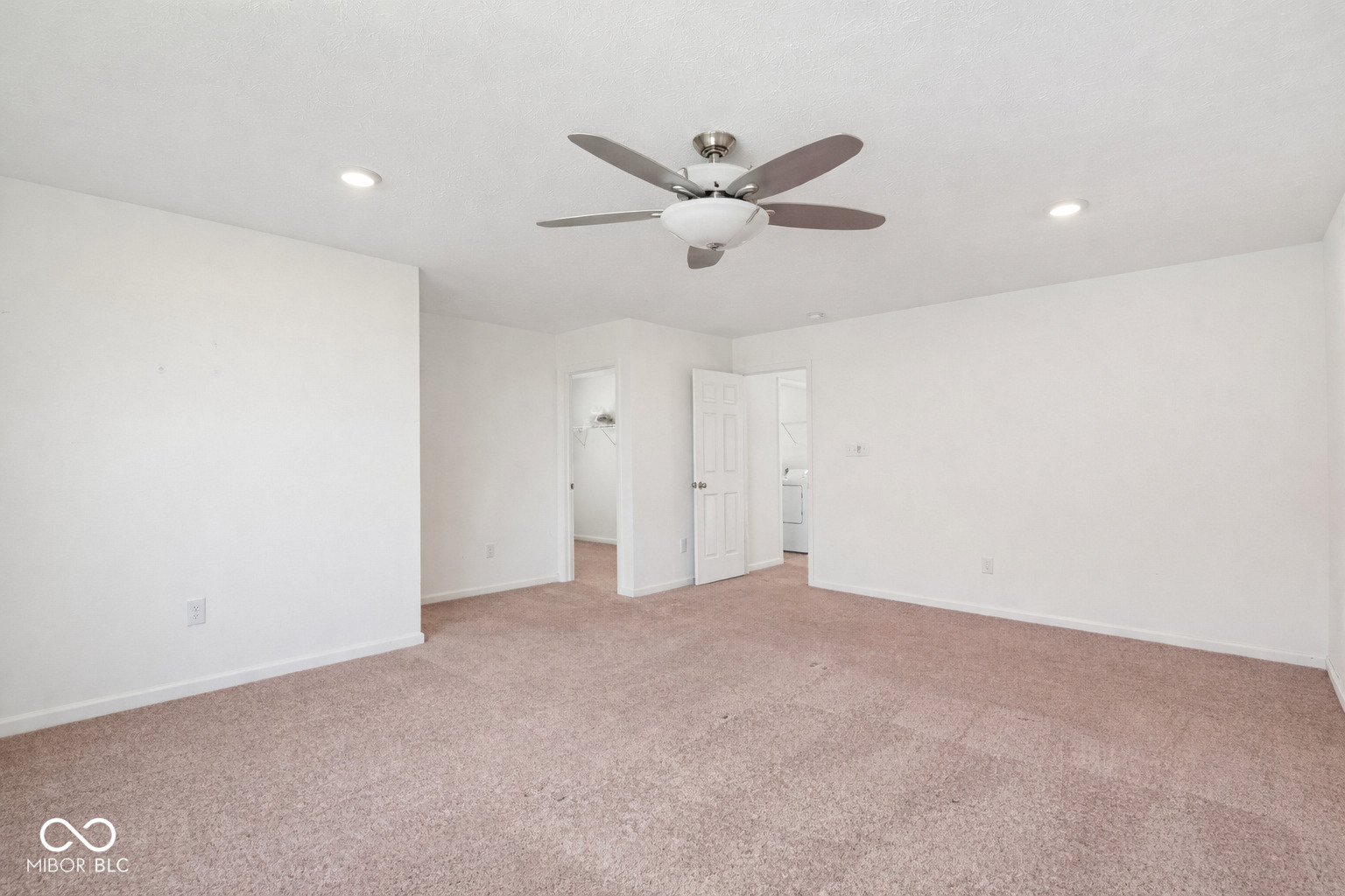 56 Winding Brook Way