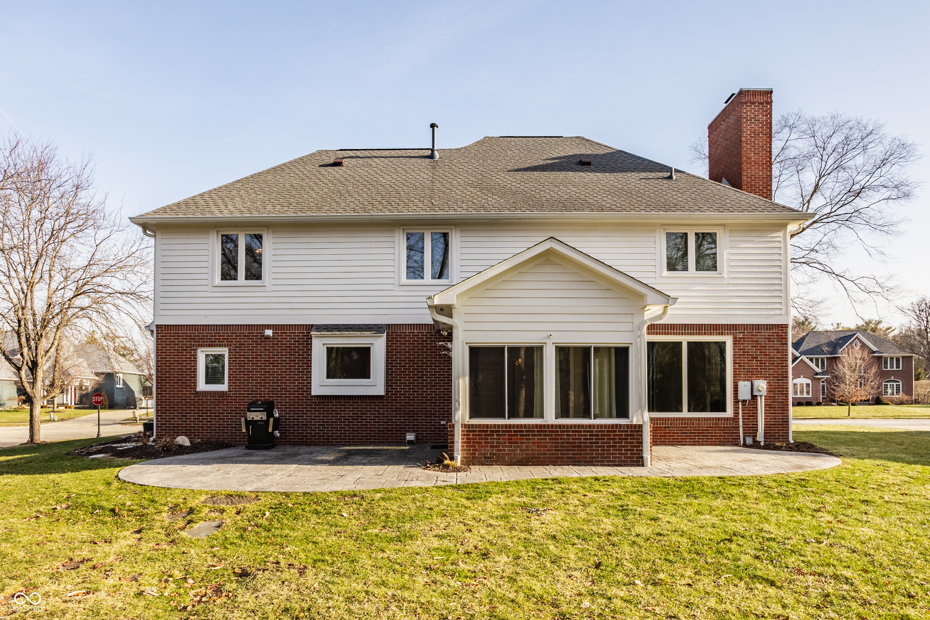 9644 Woodlands Drive