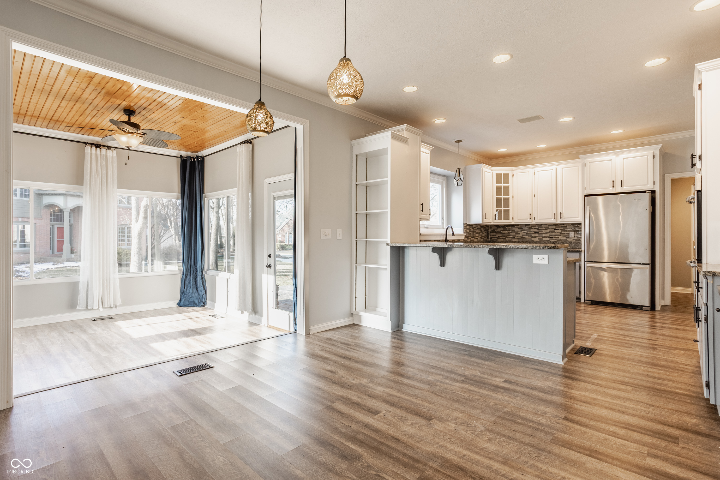 9644 Woodlands Drive