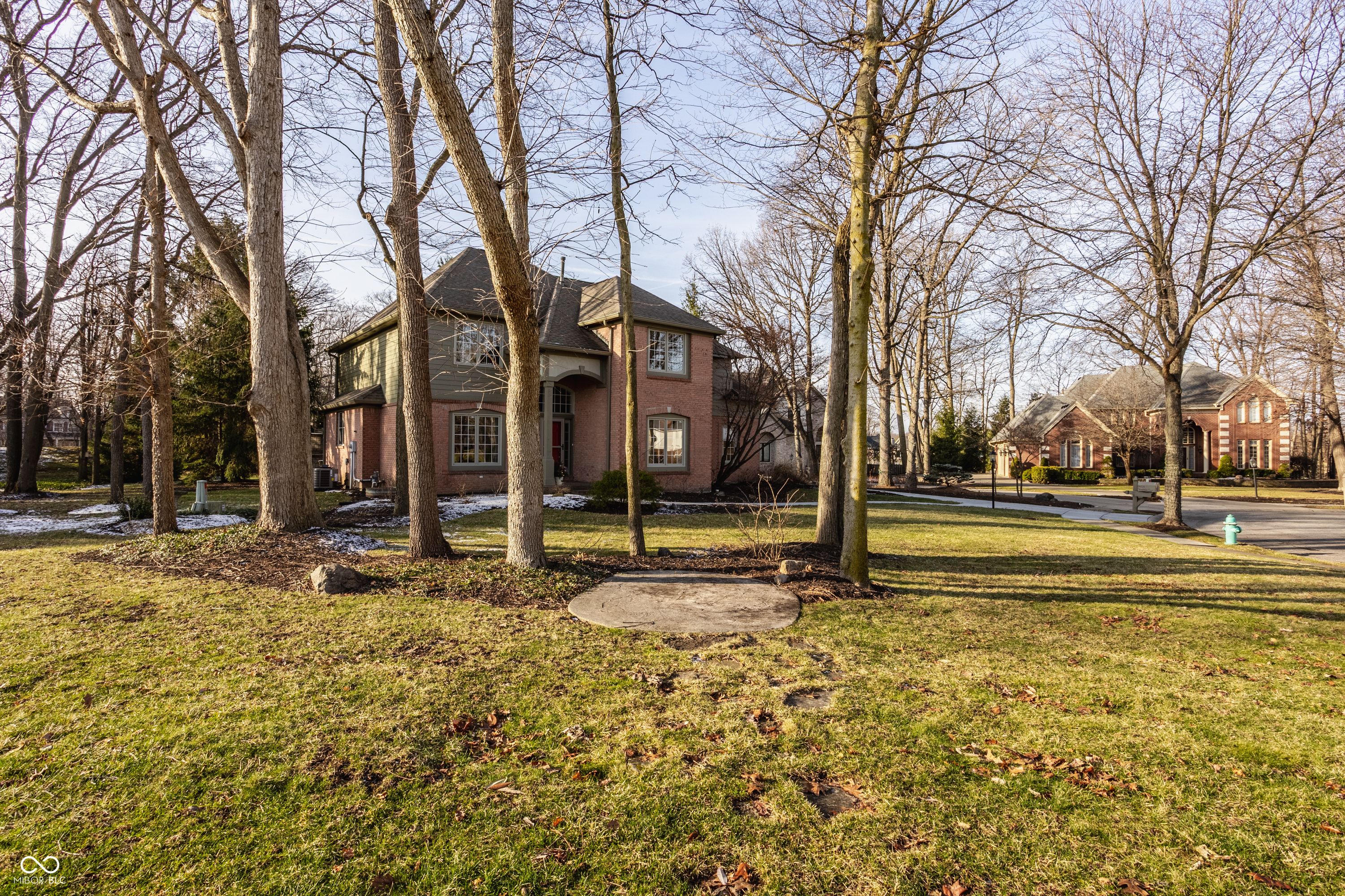 9644 Woodlands Drive