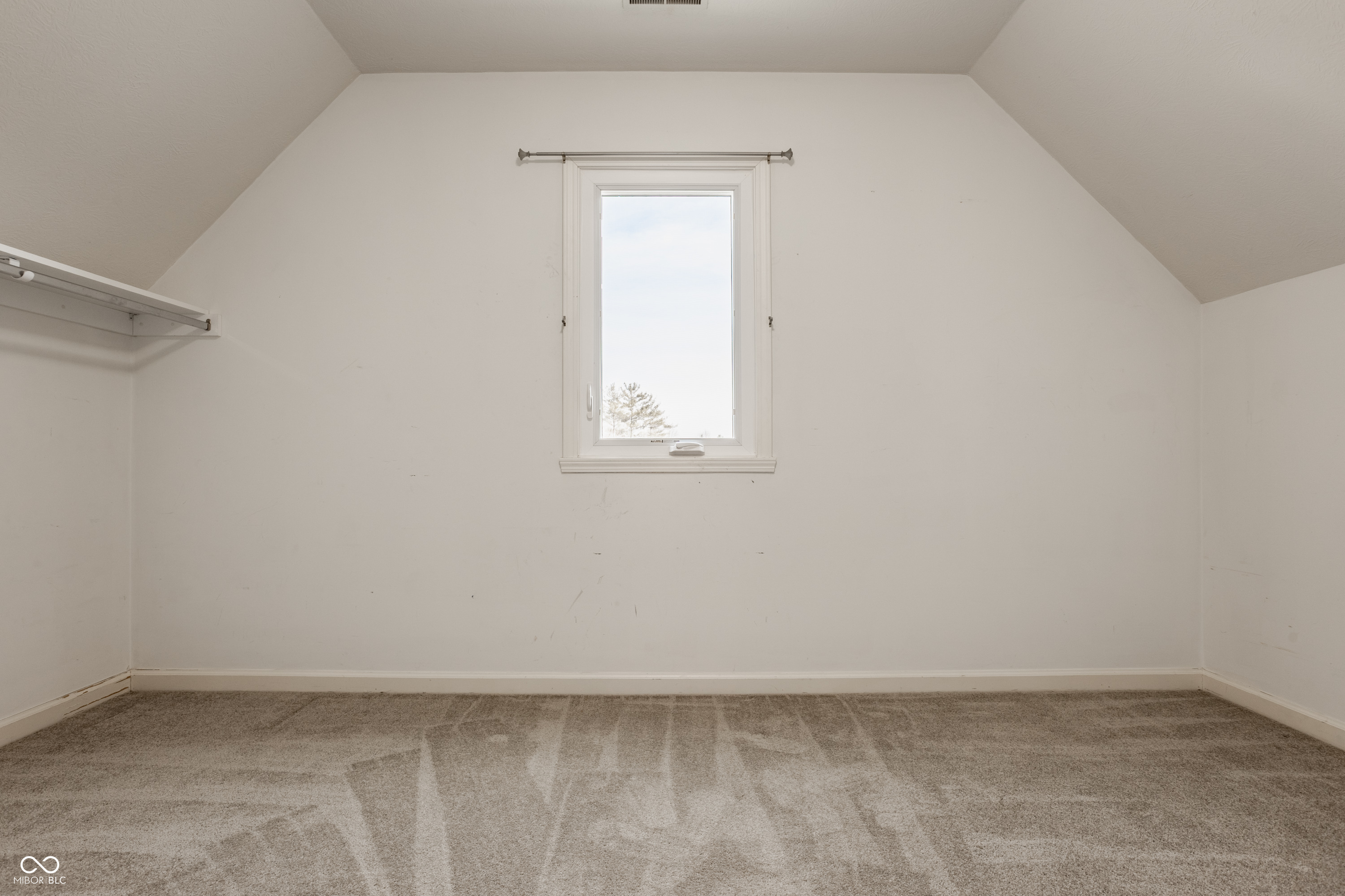 9644 Woodlands Drive