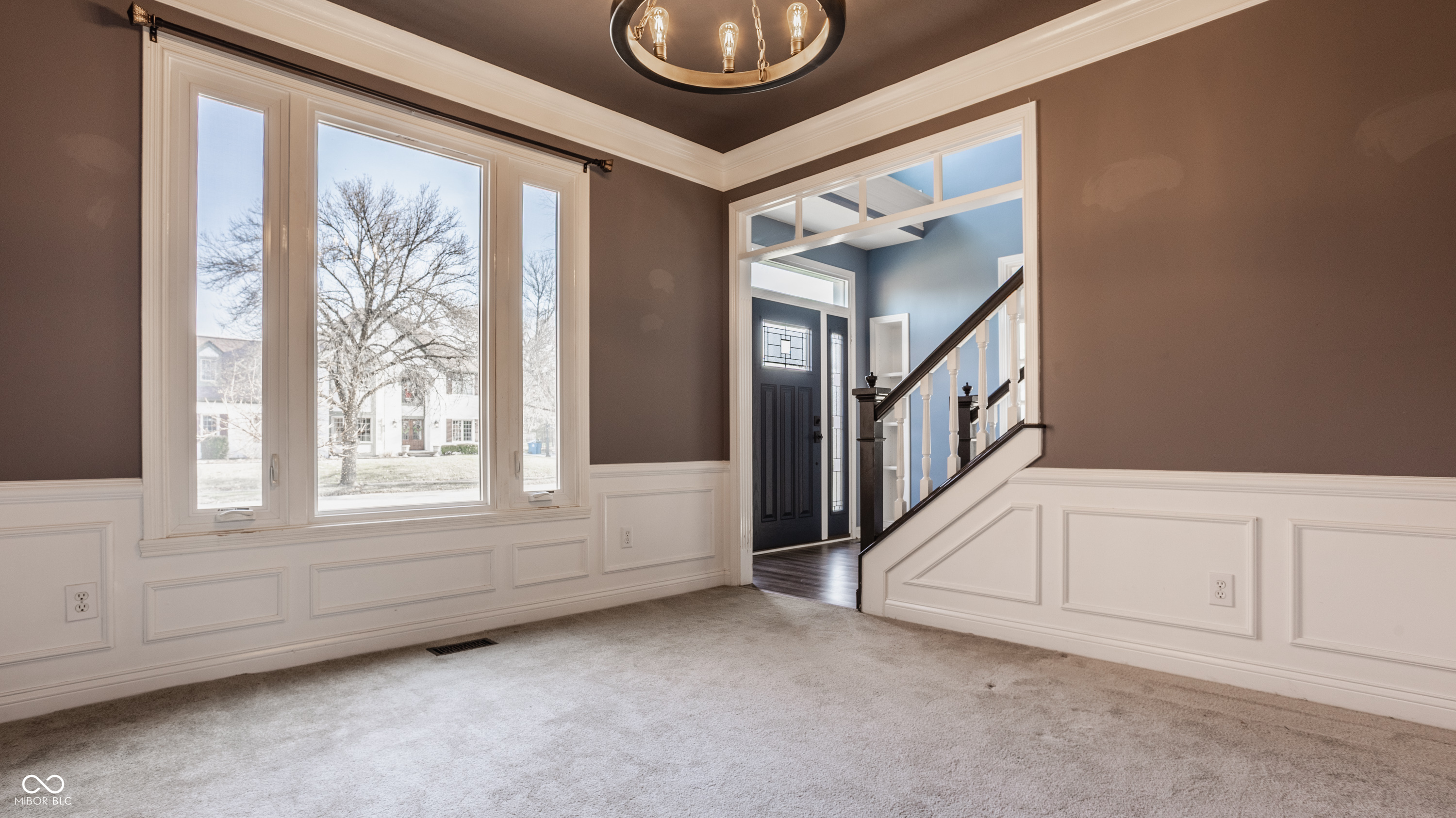 9644 Woodlands Drive