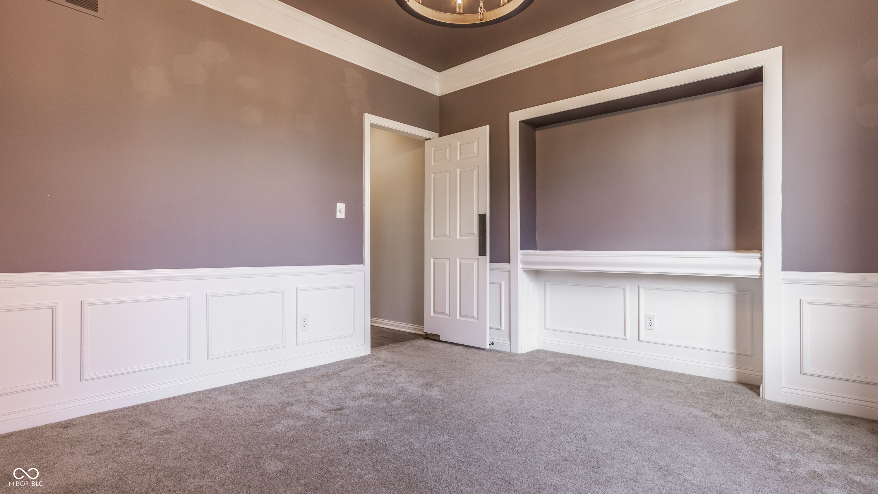 9644 Woodlands Drive