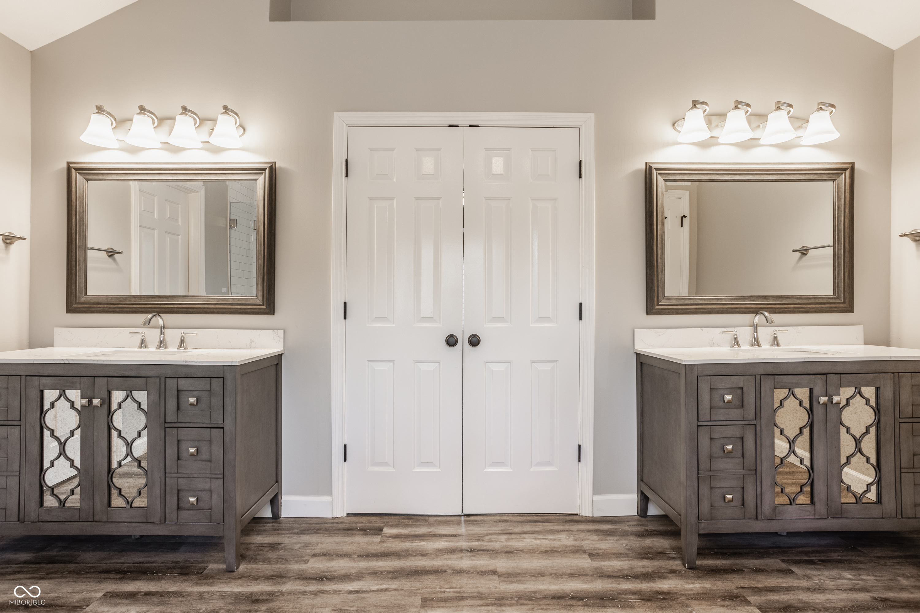 9644 Woodlands Drive