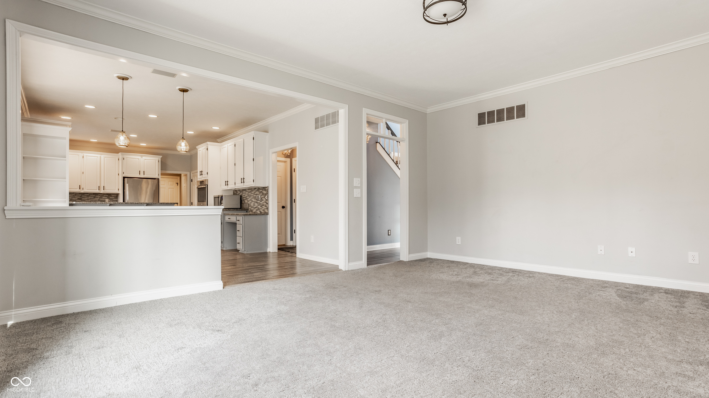 9644 Woodlands Drive