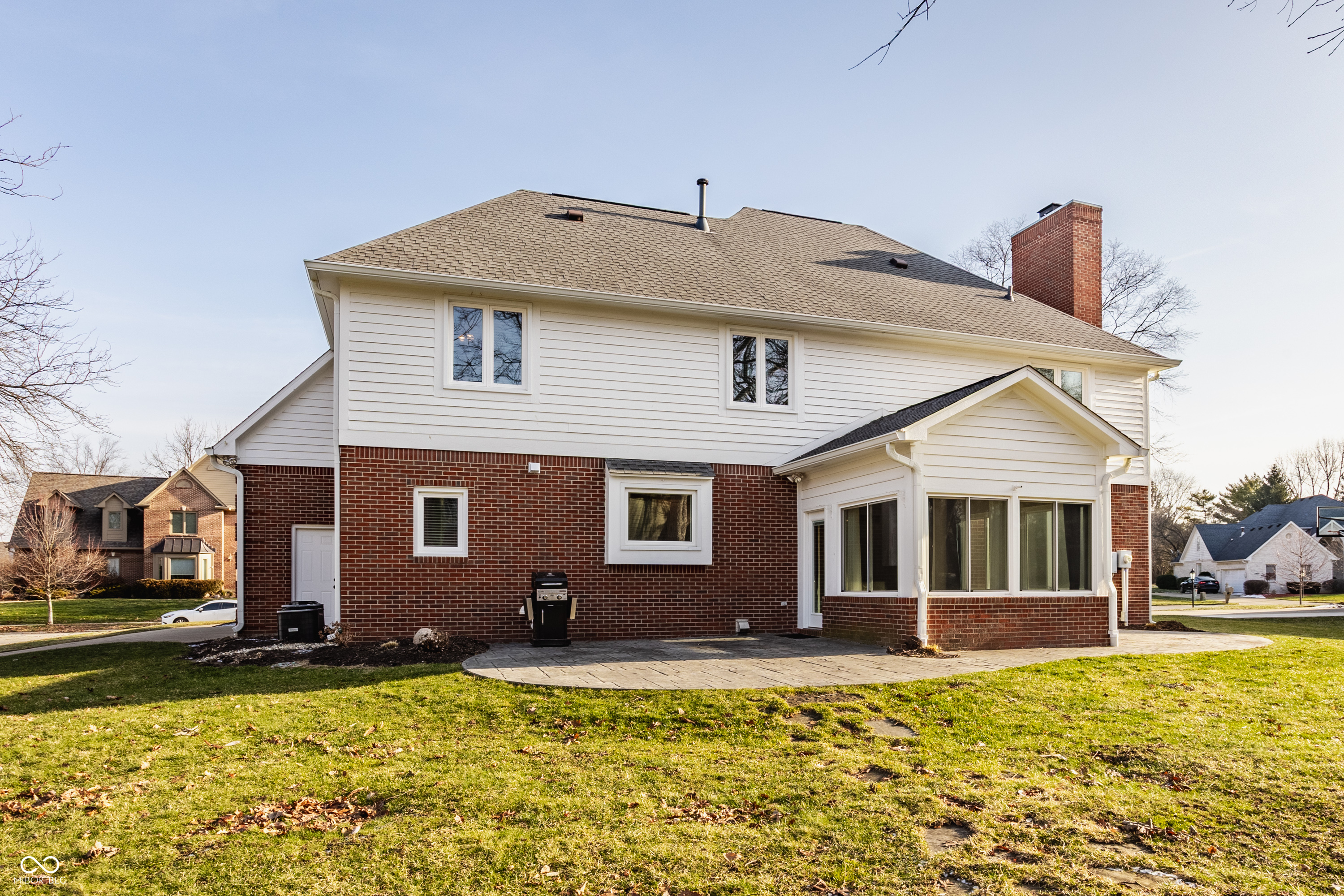 9644 Woodlands Drive