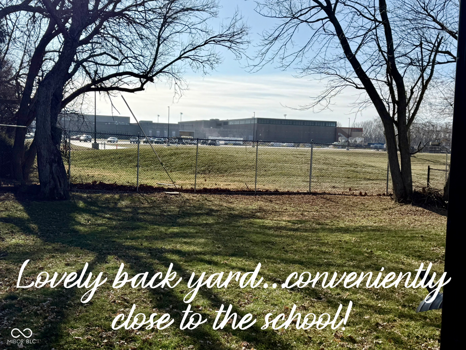 1213 Meadowood Drive