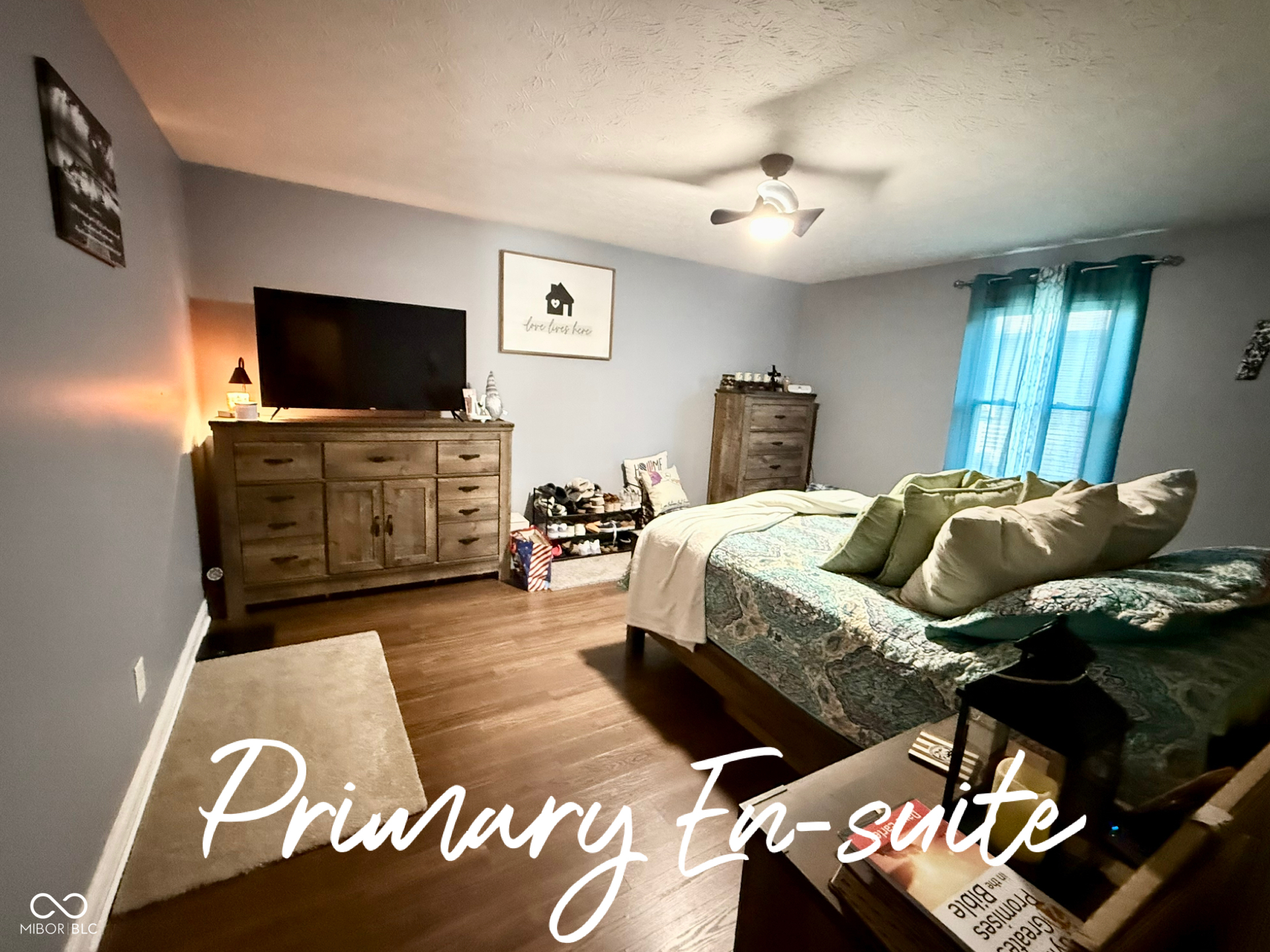 1213 Meadowood Drive