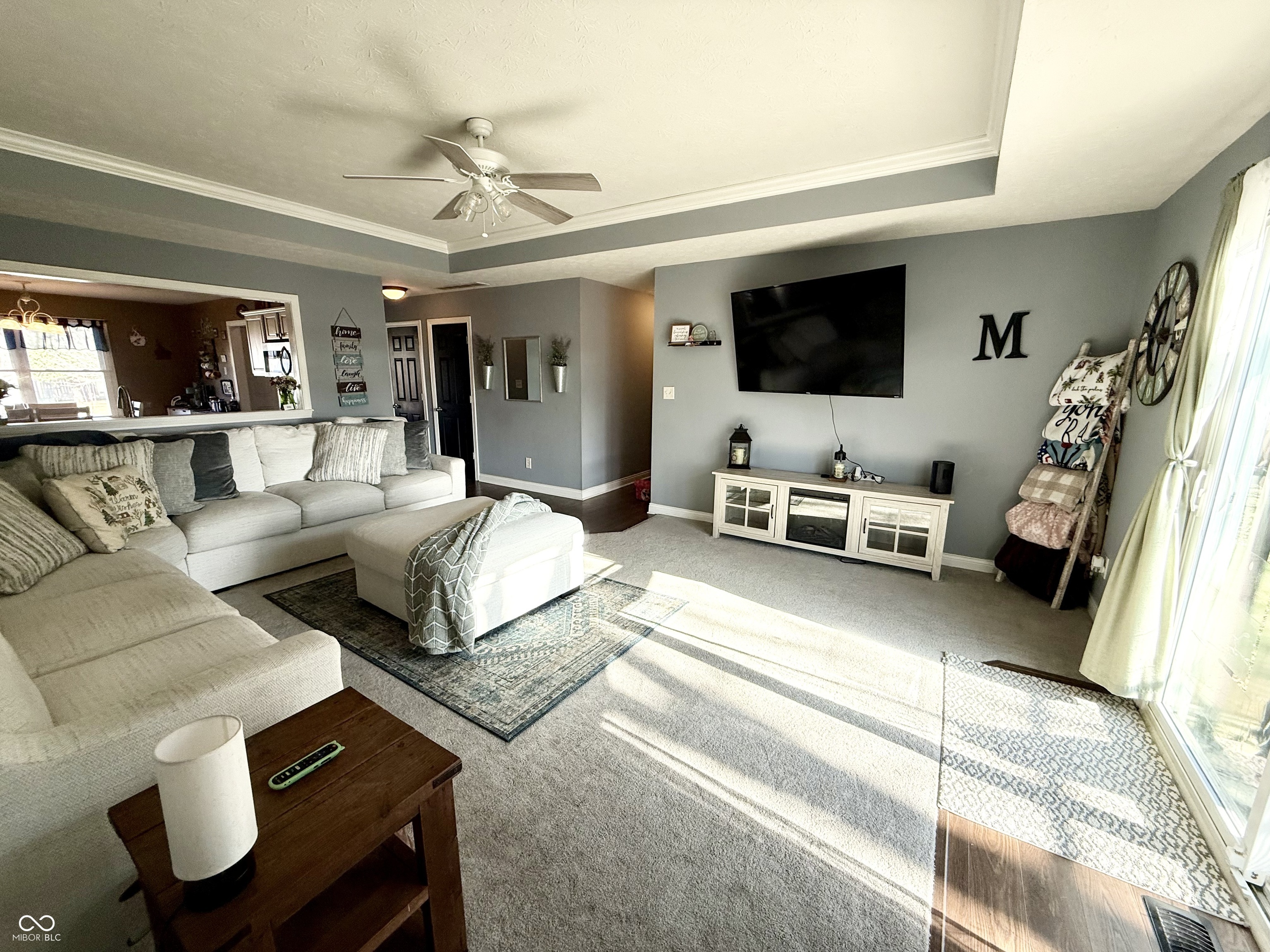 1213 Meadowood Drive