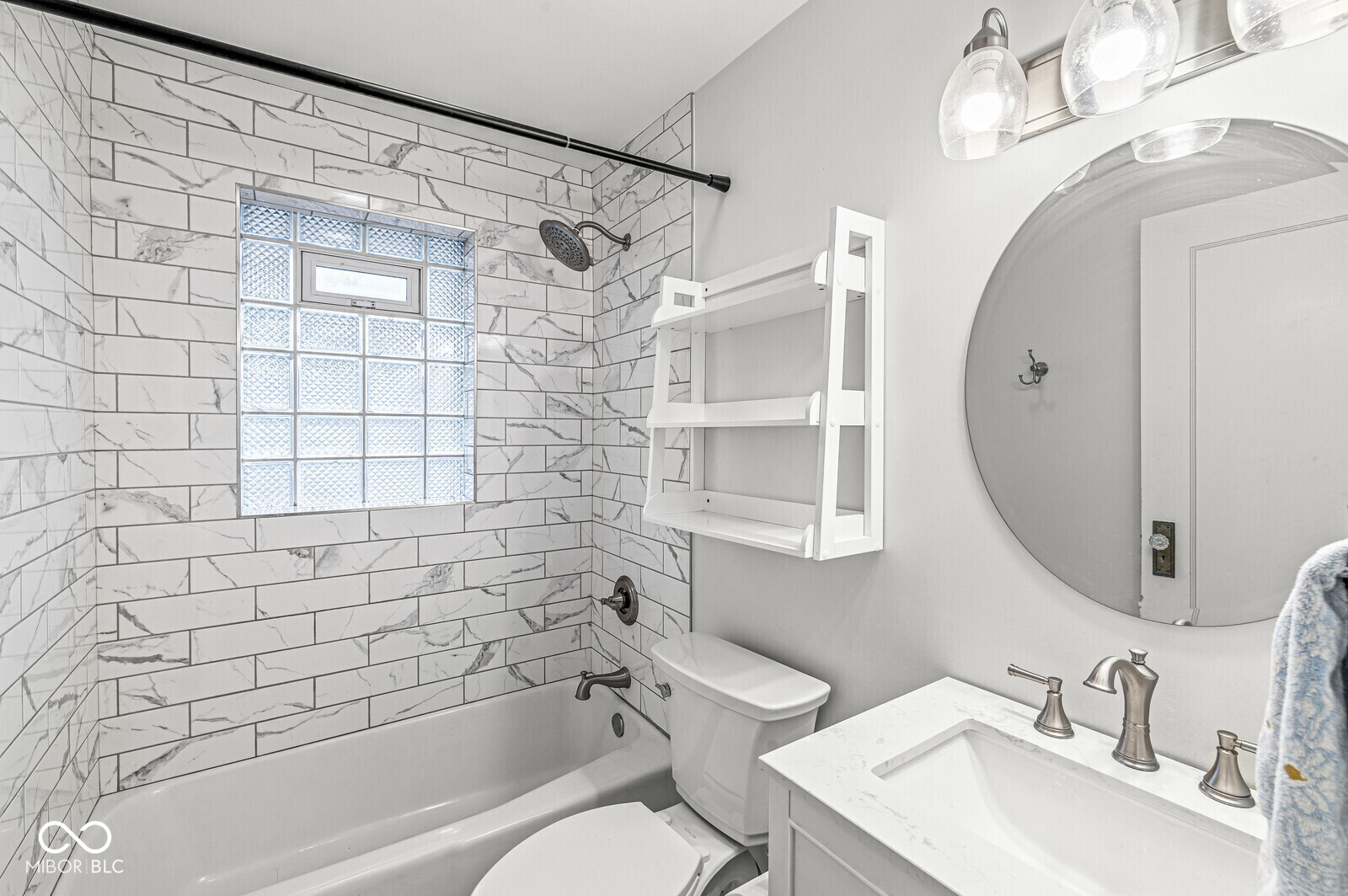 5744 N Delaware Street