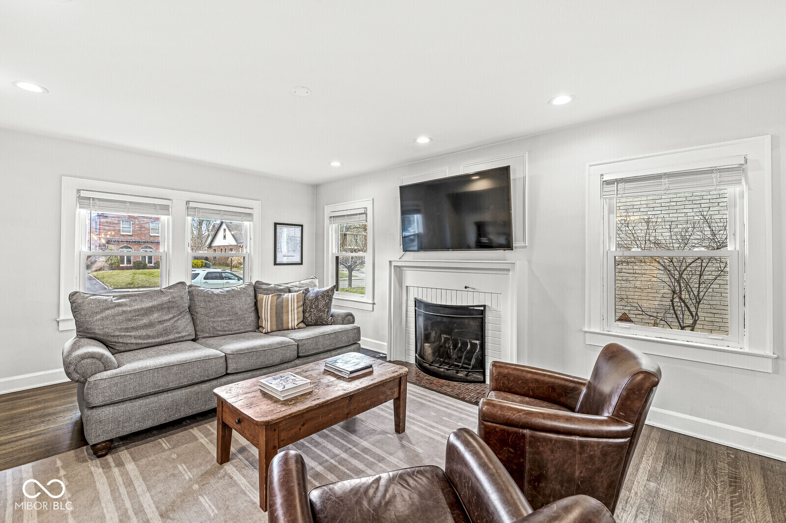 5744 N Delaware Street