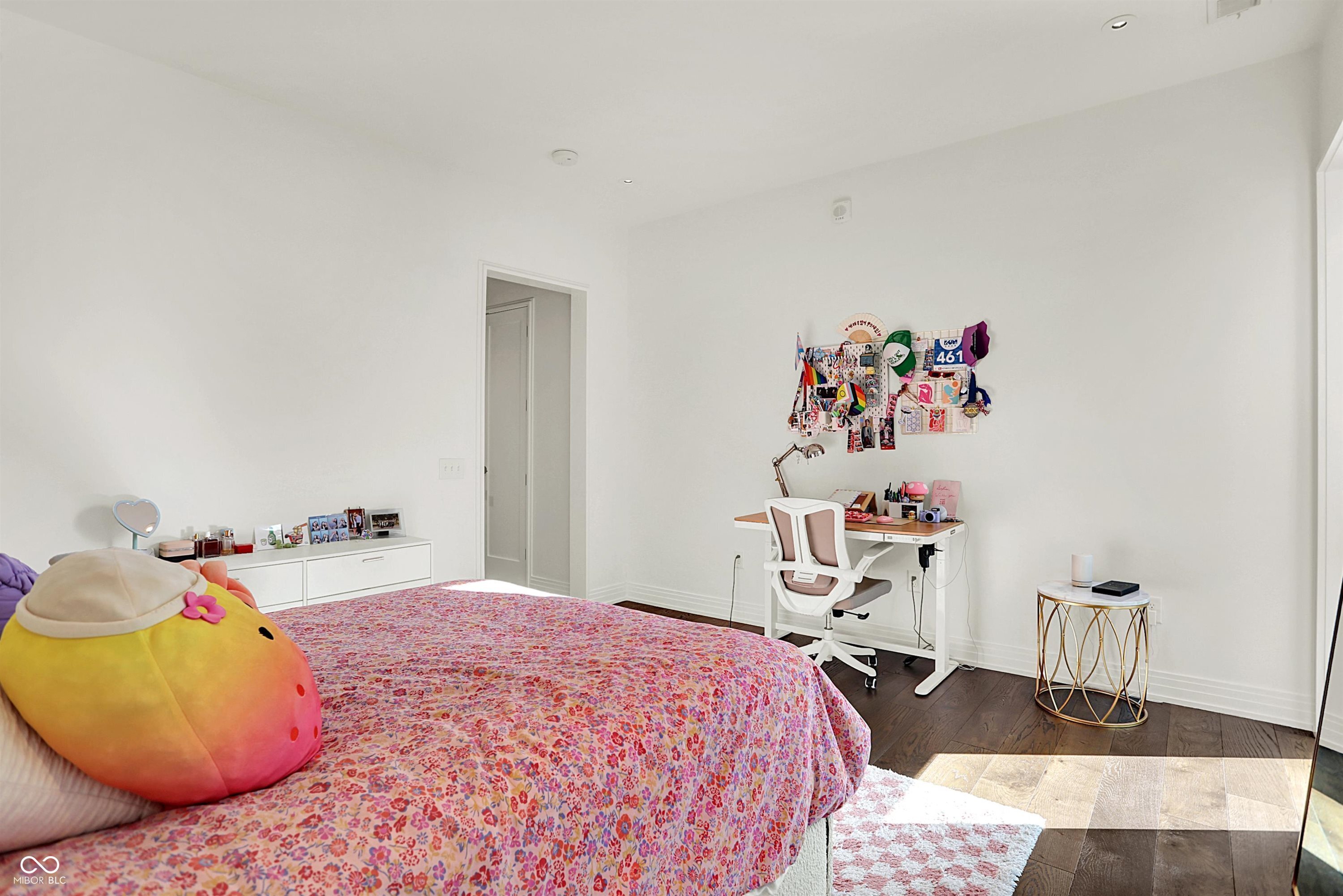 877 N East Street Unit: UNIT 203