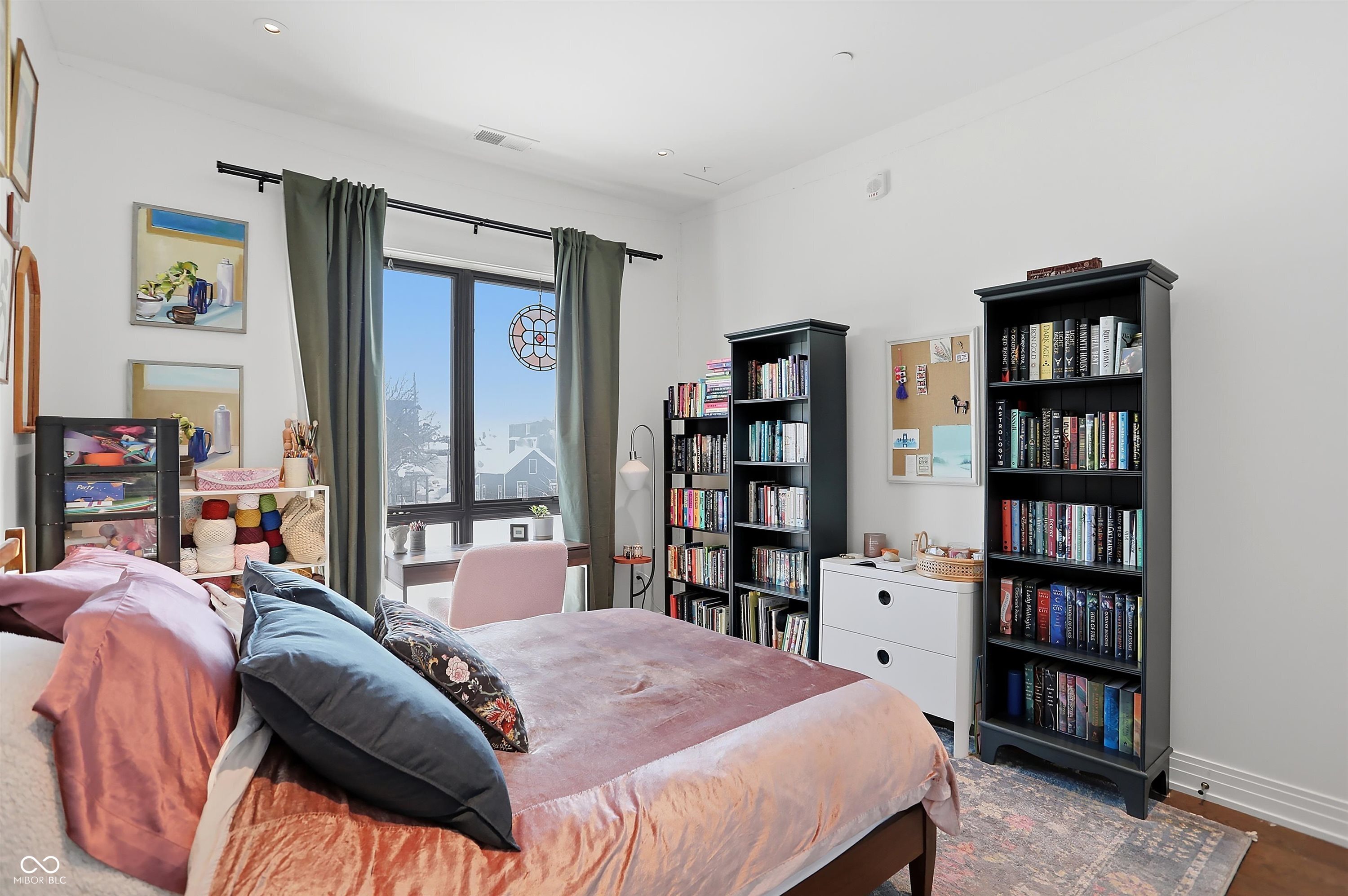 877 N East Street Unit: UNIT 203