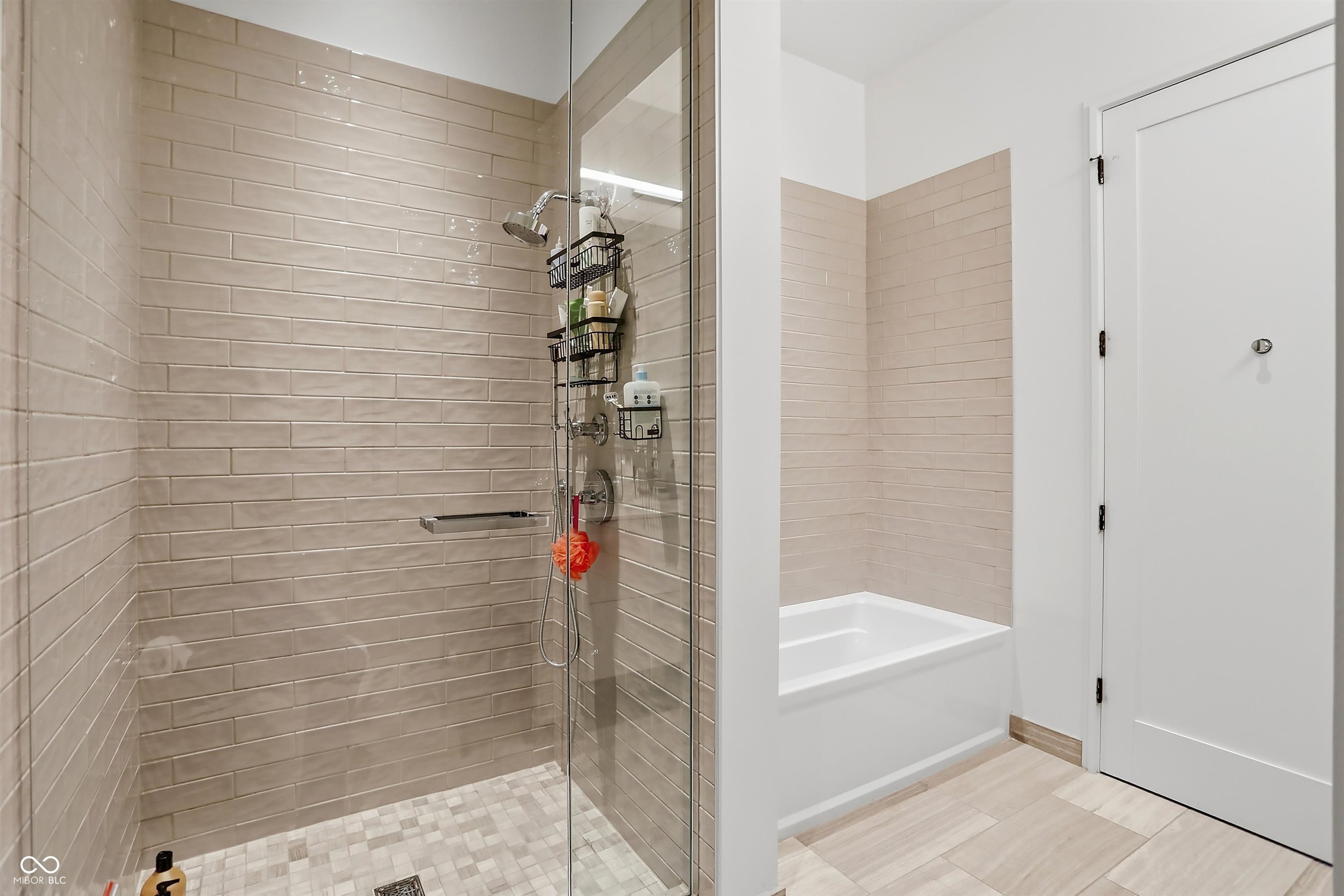 877 N East Street Unit: UNIT 203