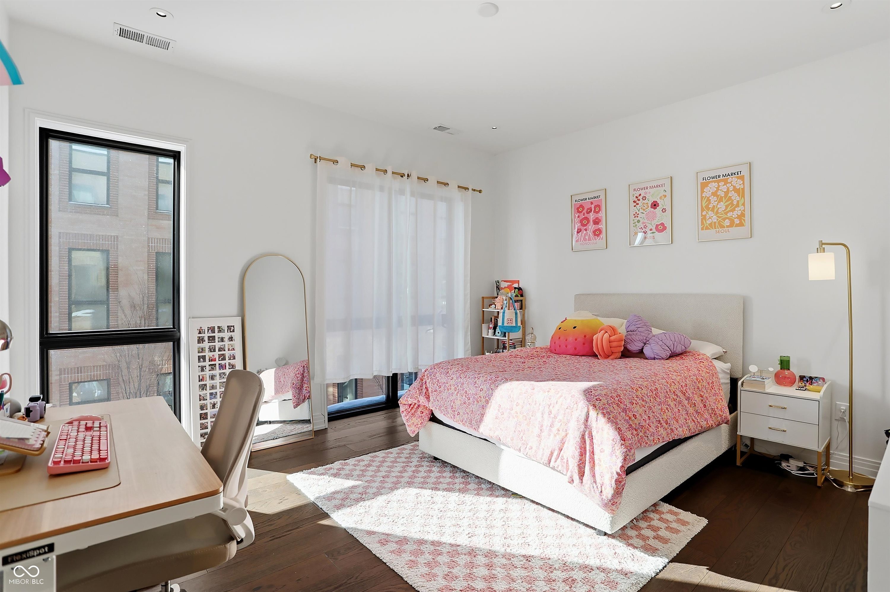 877 N East Street Unit: UNIT 203