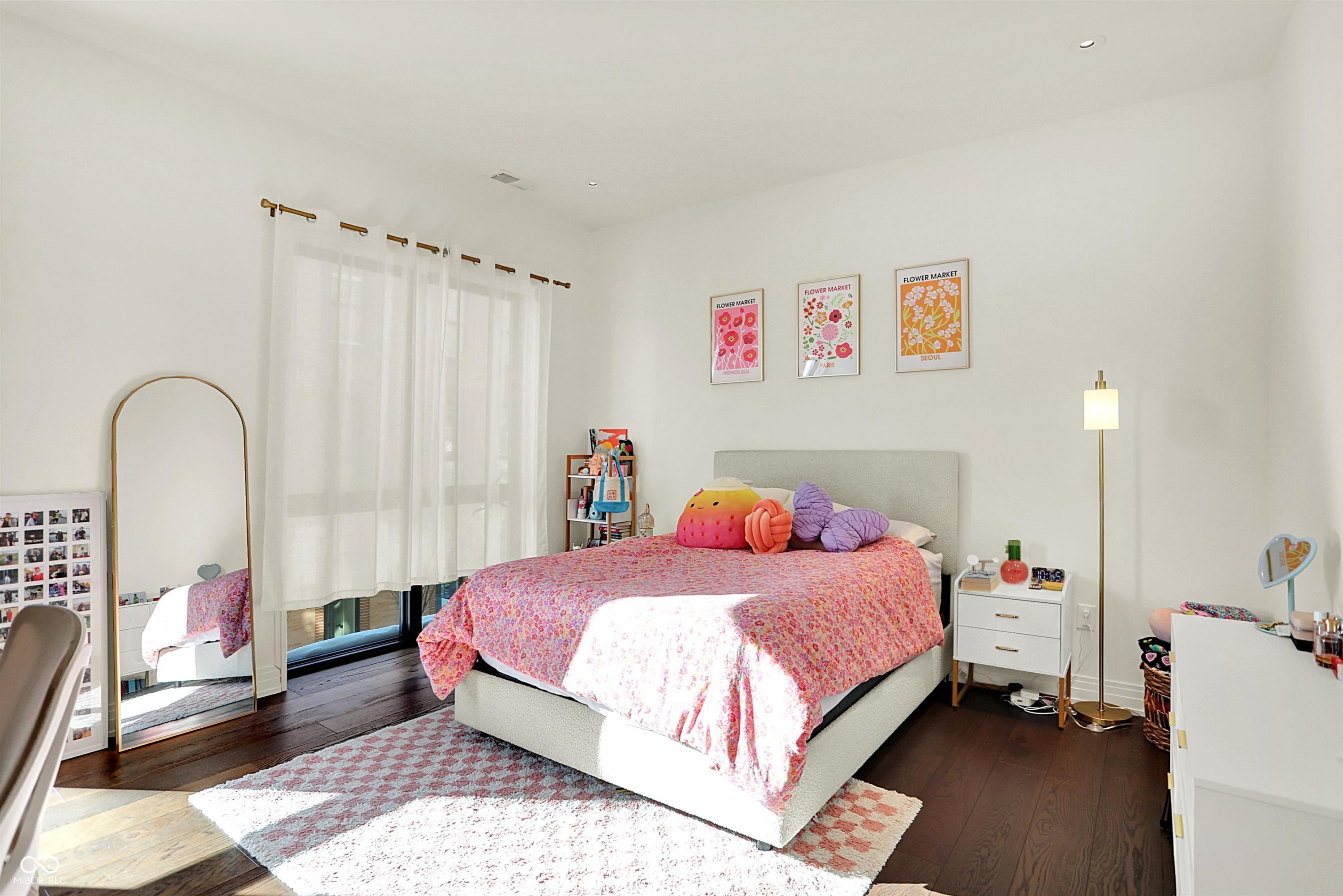 877 N East Street Unit: UNIT 203